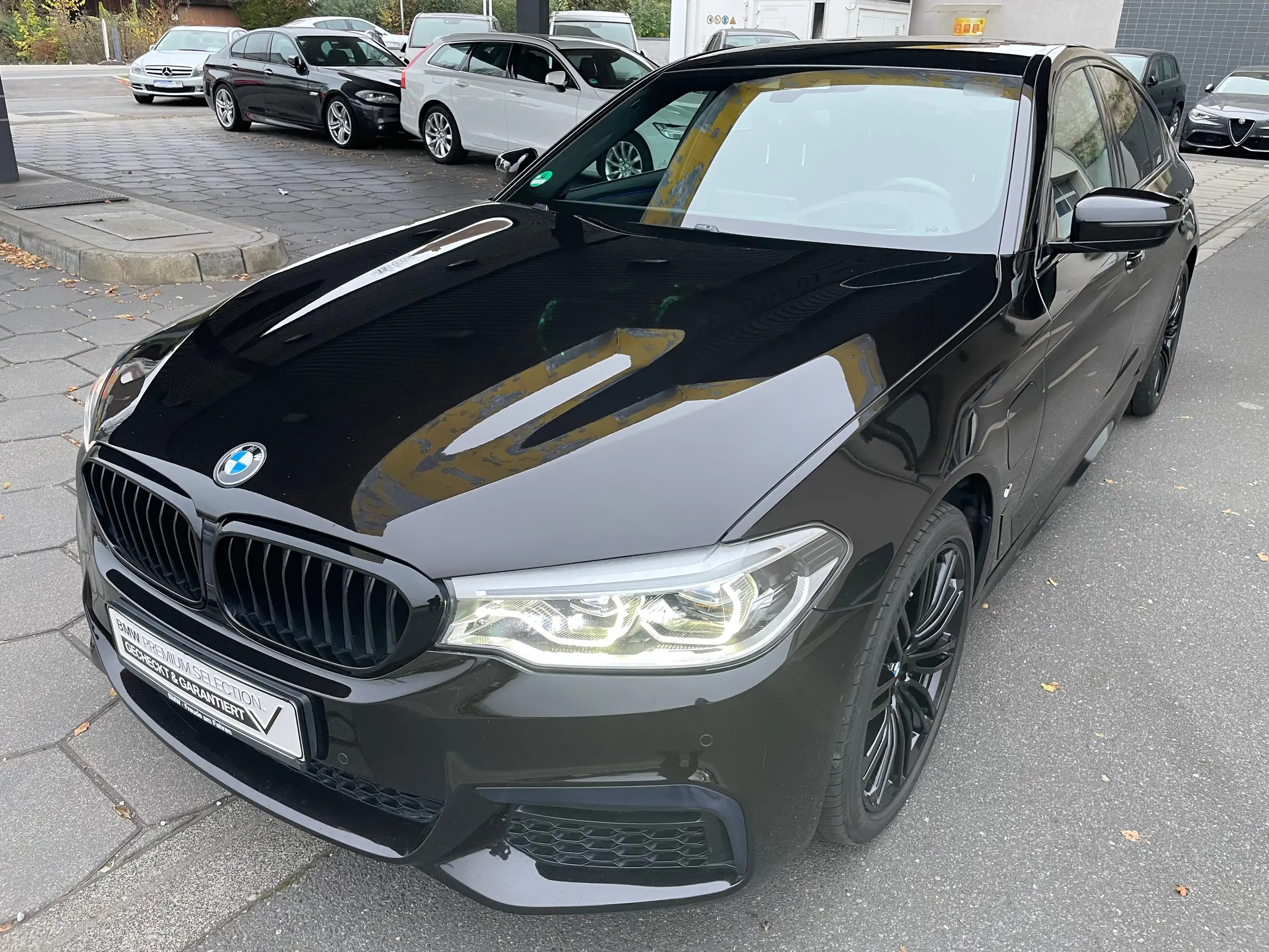 BMW - 530