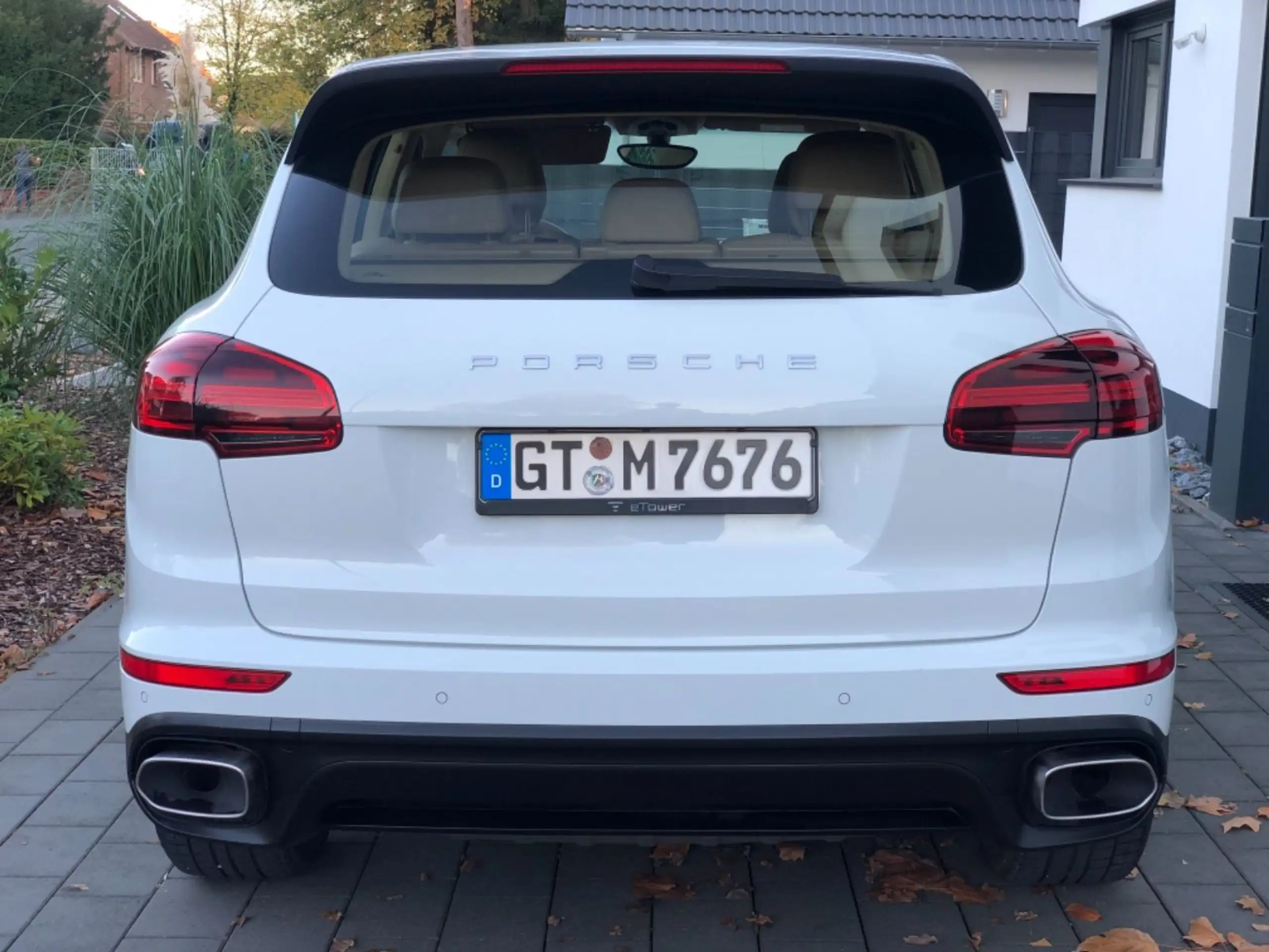 Porsche - Cayenne