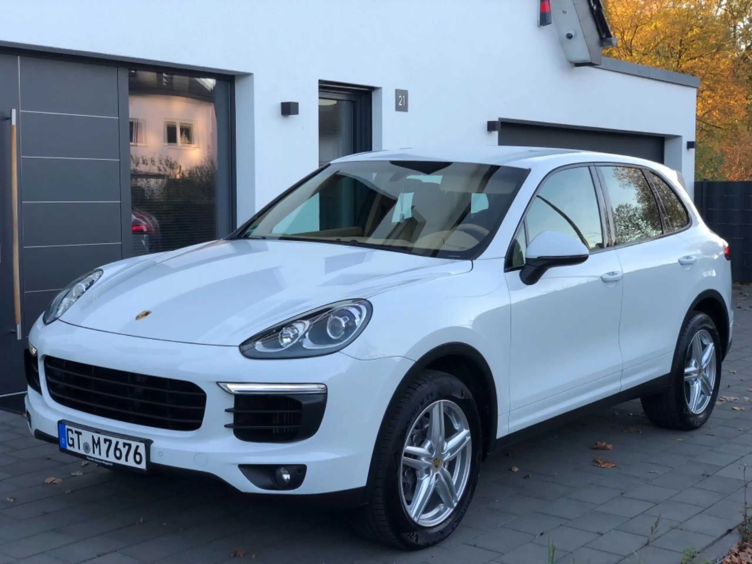 Porsche - Cayenne