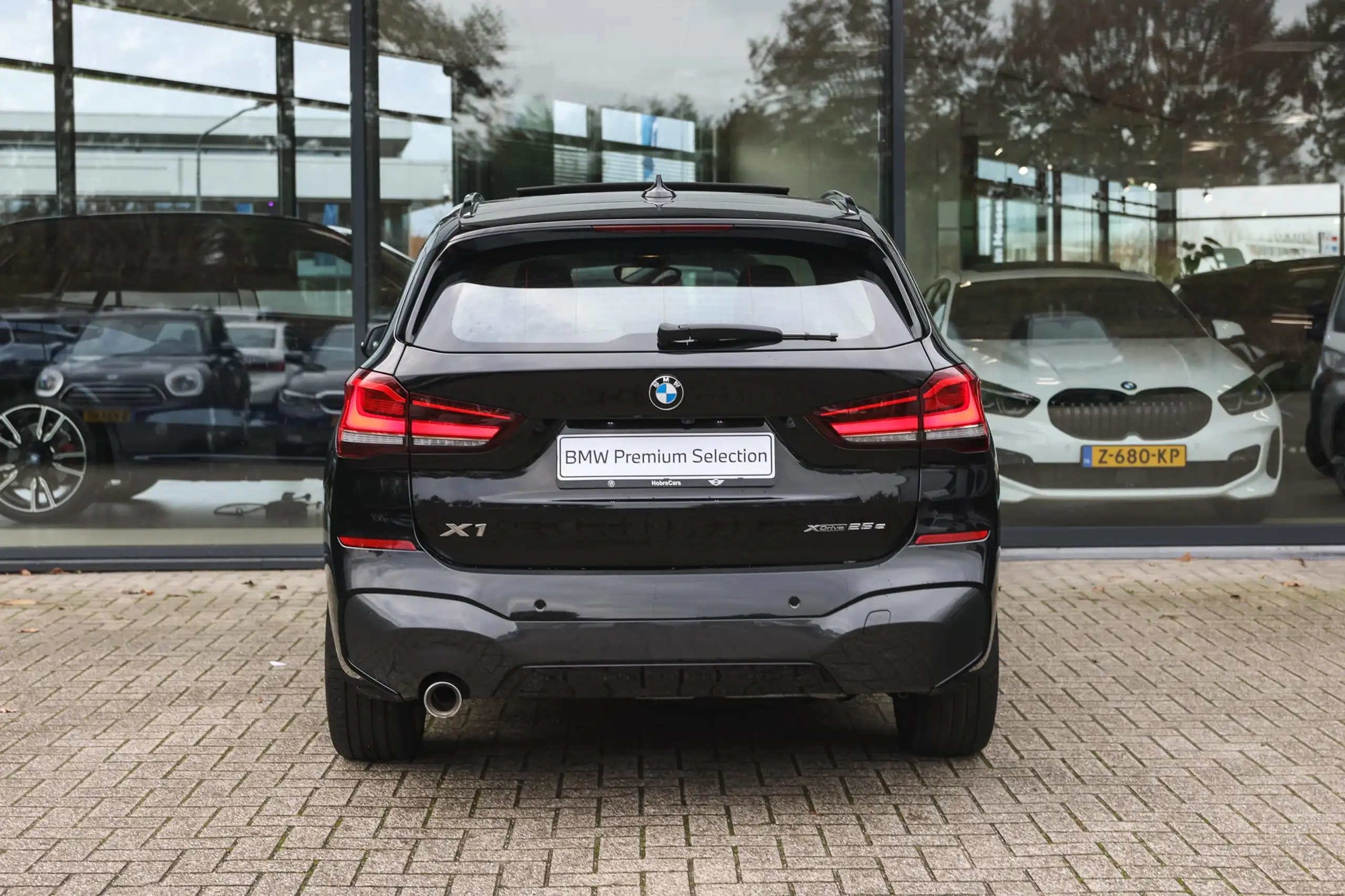 BMW - X1