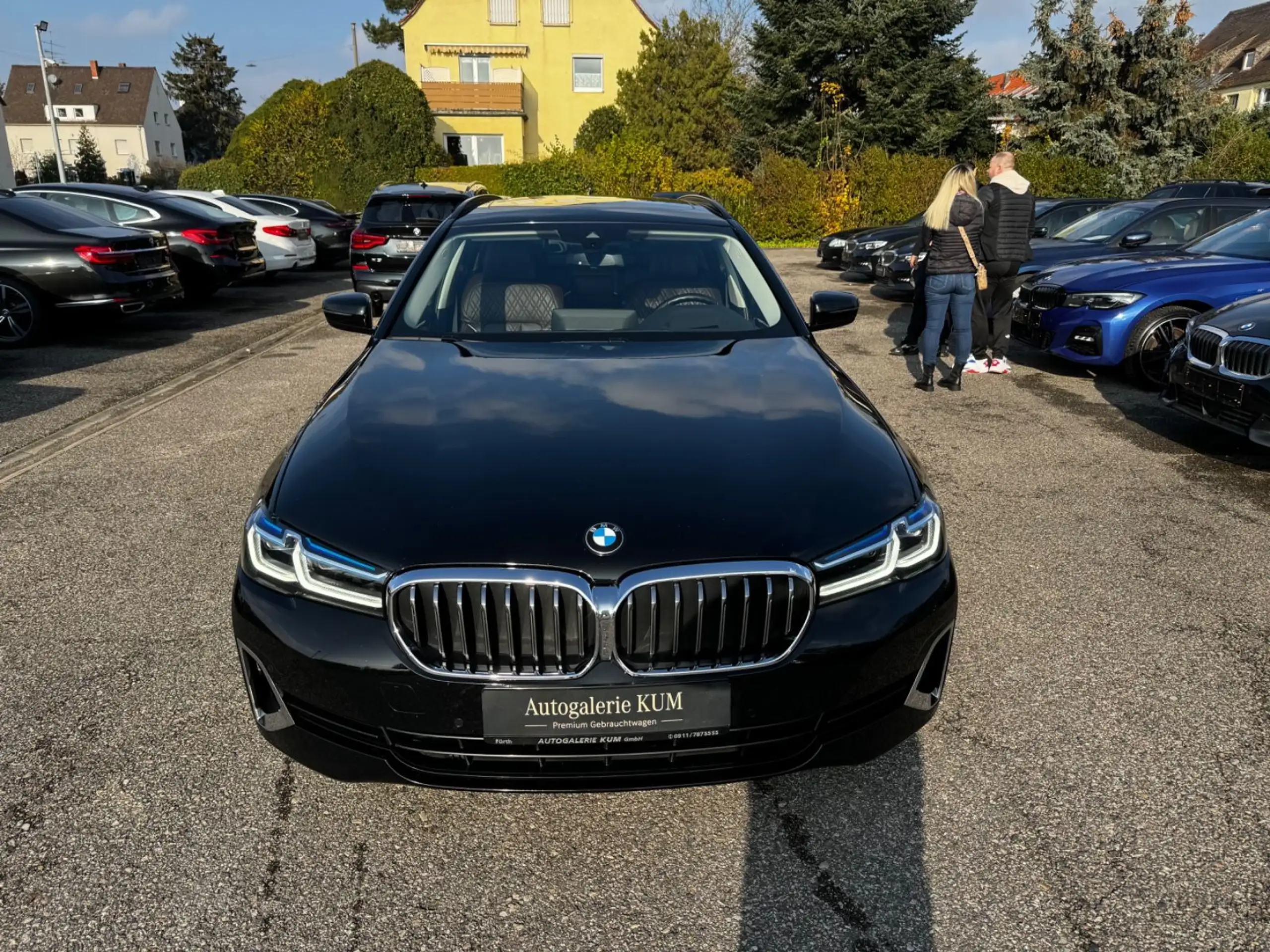 BMW - 530