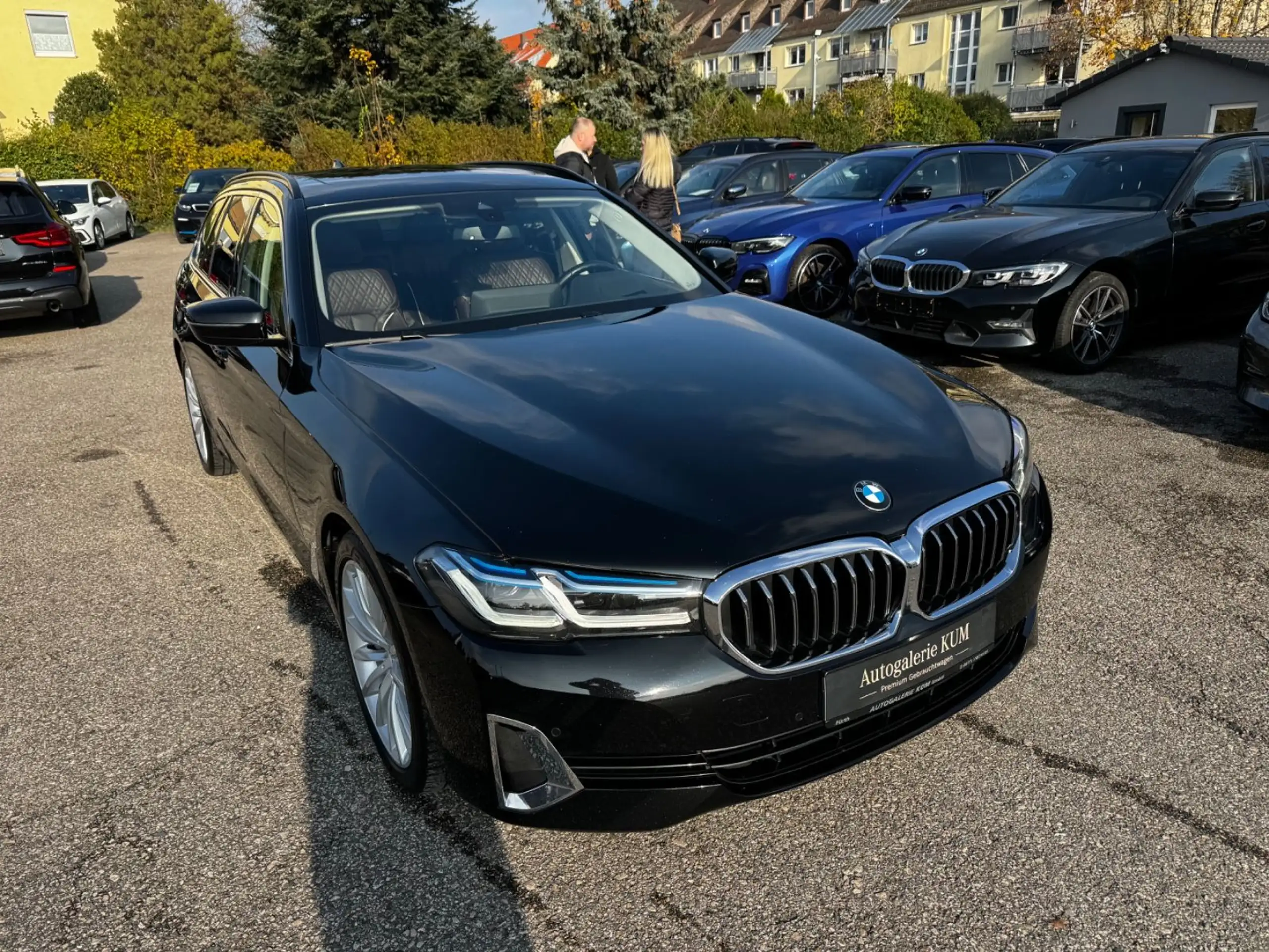 BMW - 530