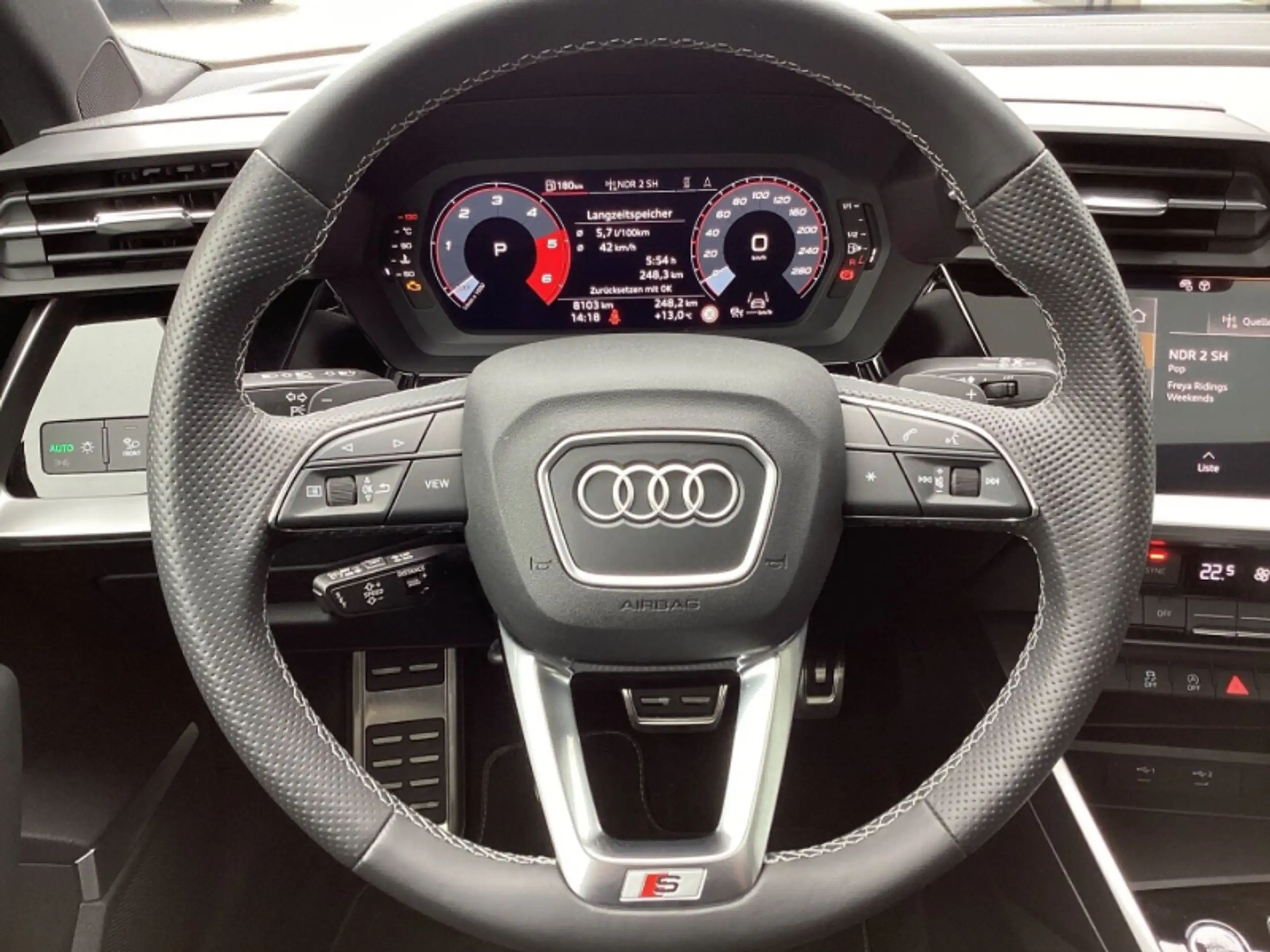 Audi - A3