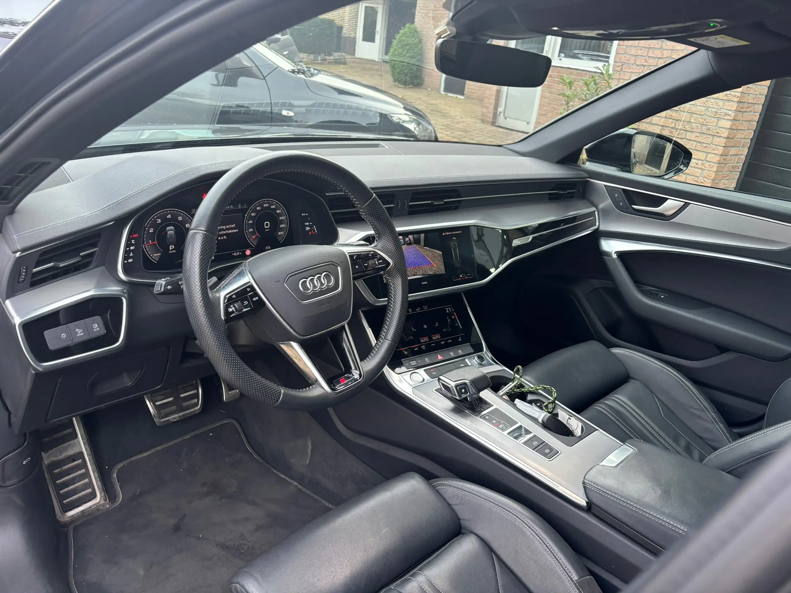 Audi - A6