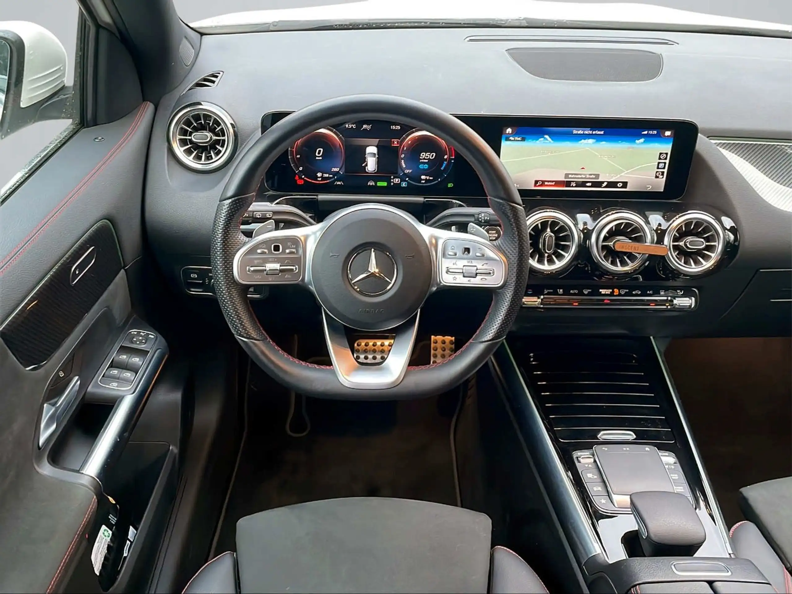 Mercedes-Benz - GLA 250