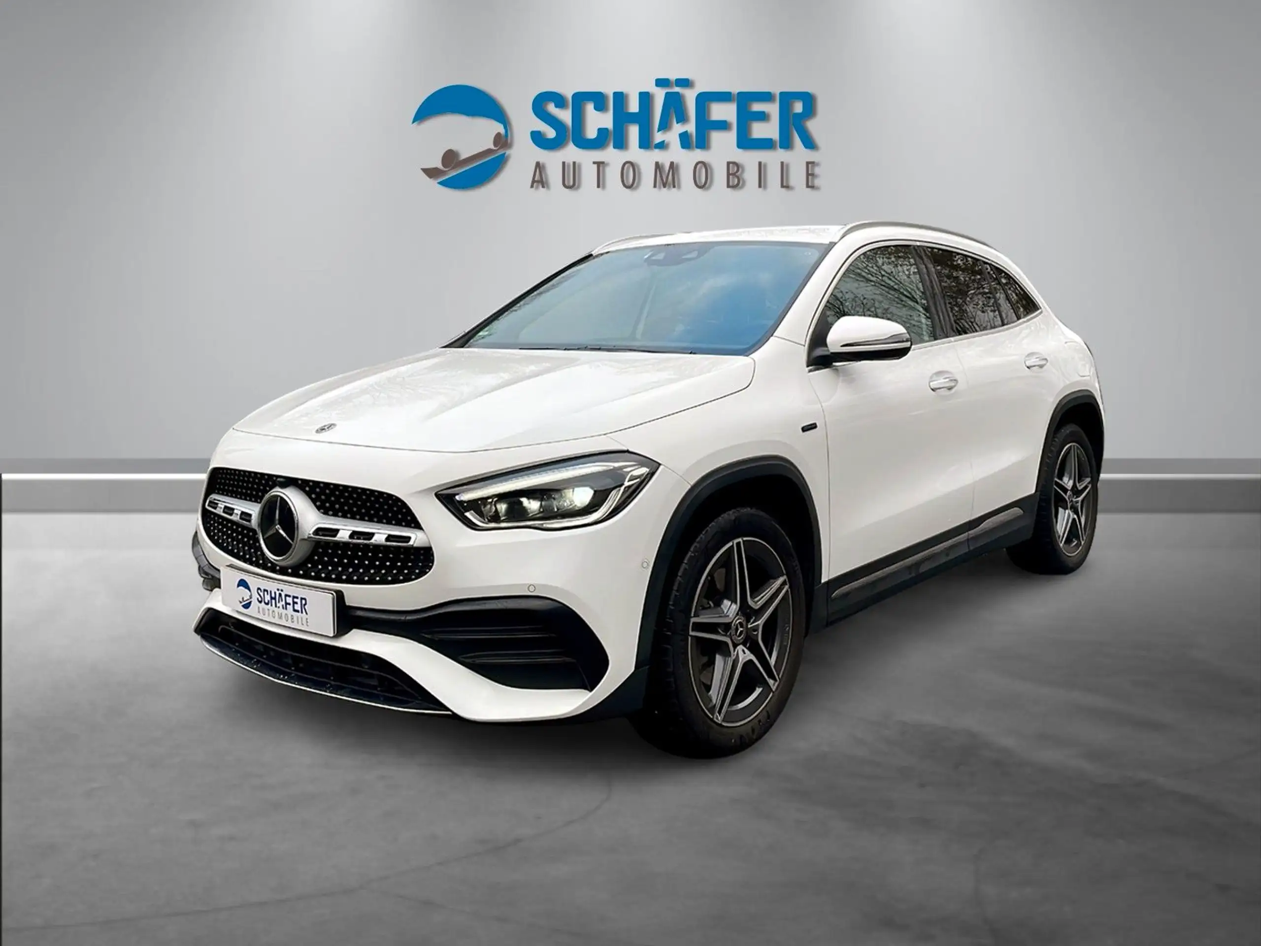 Mercedes-Benz - GLA 250