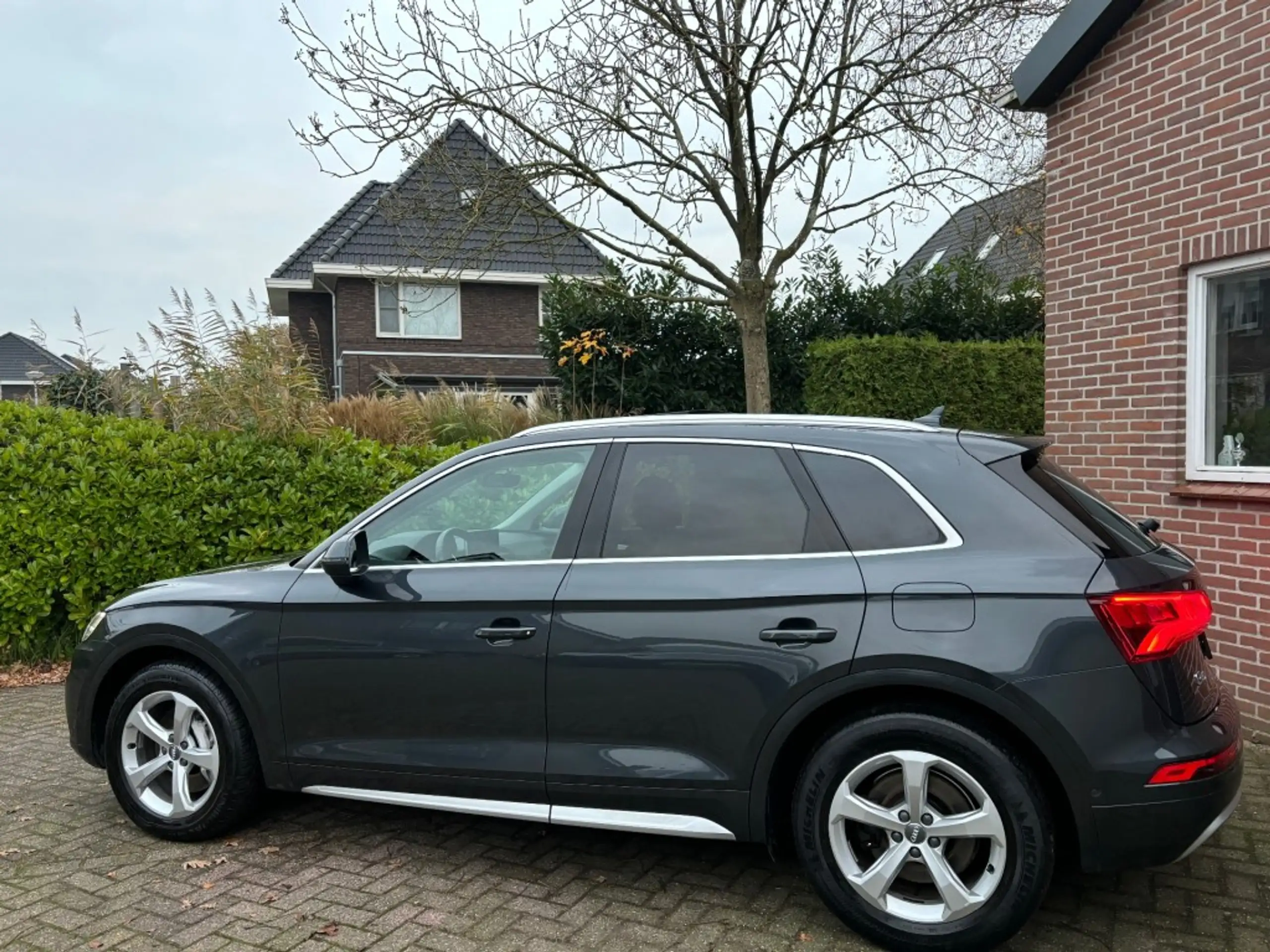 Audi - Q5