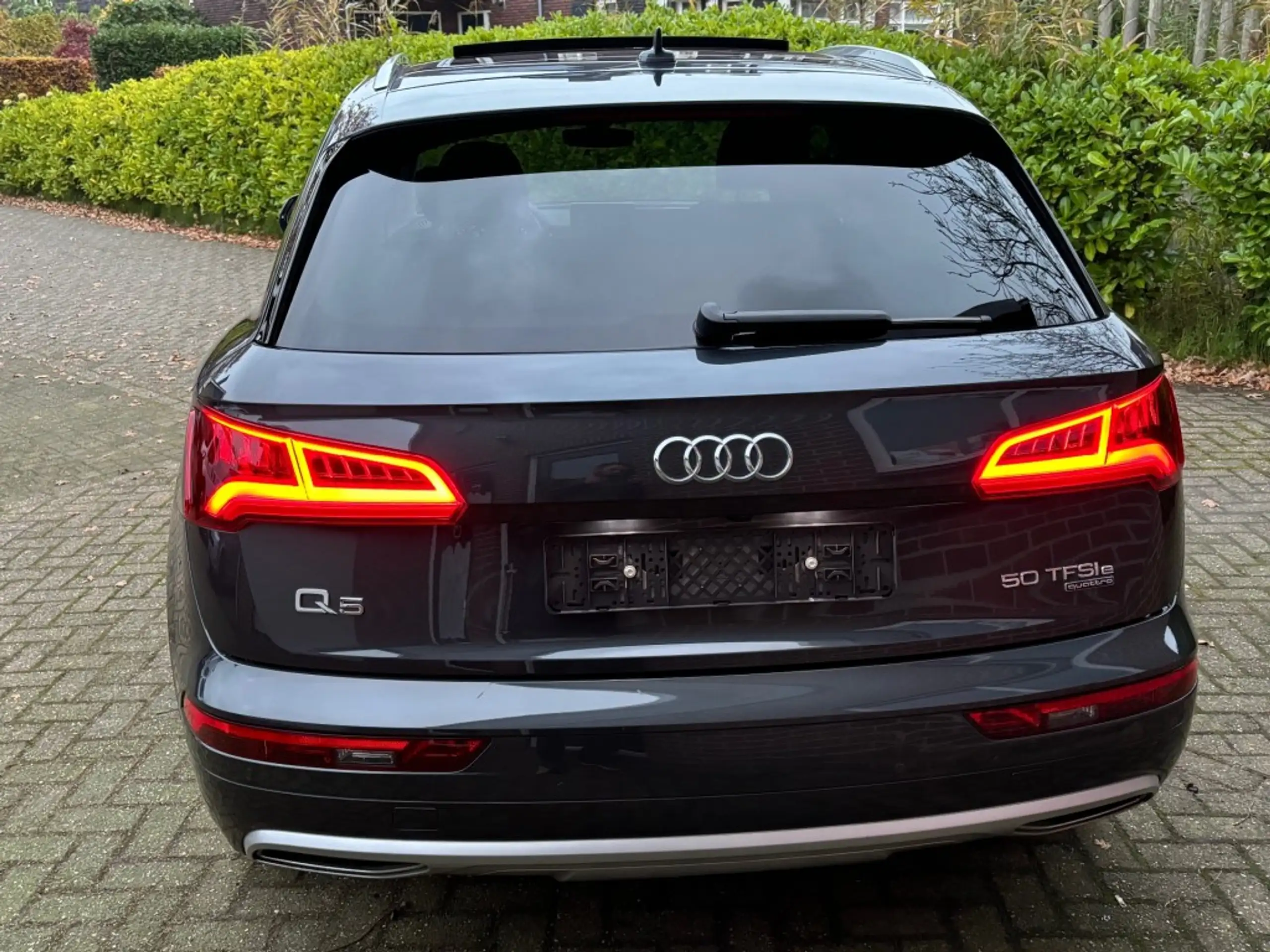 Audi - Q5