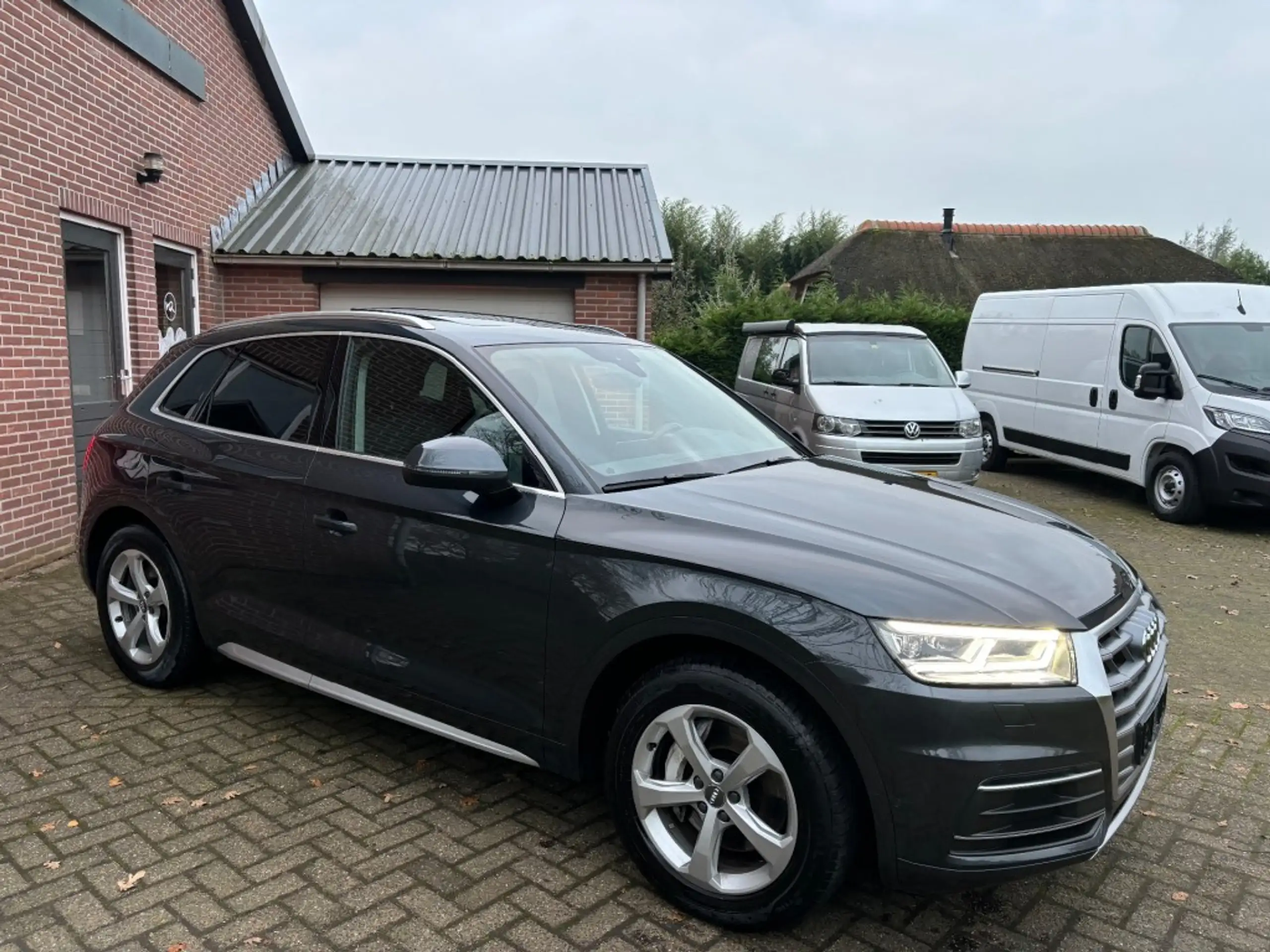 Audi - Q5