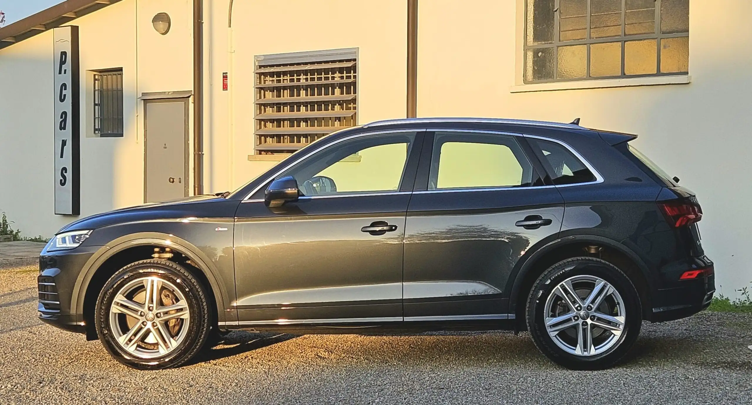 Audi - Q5