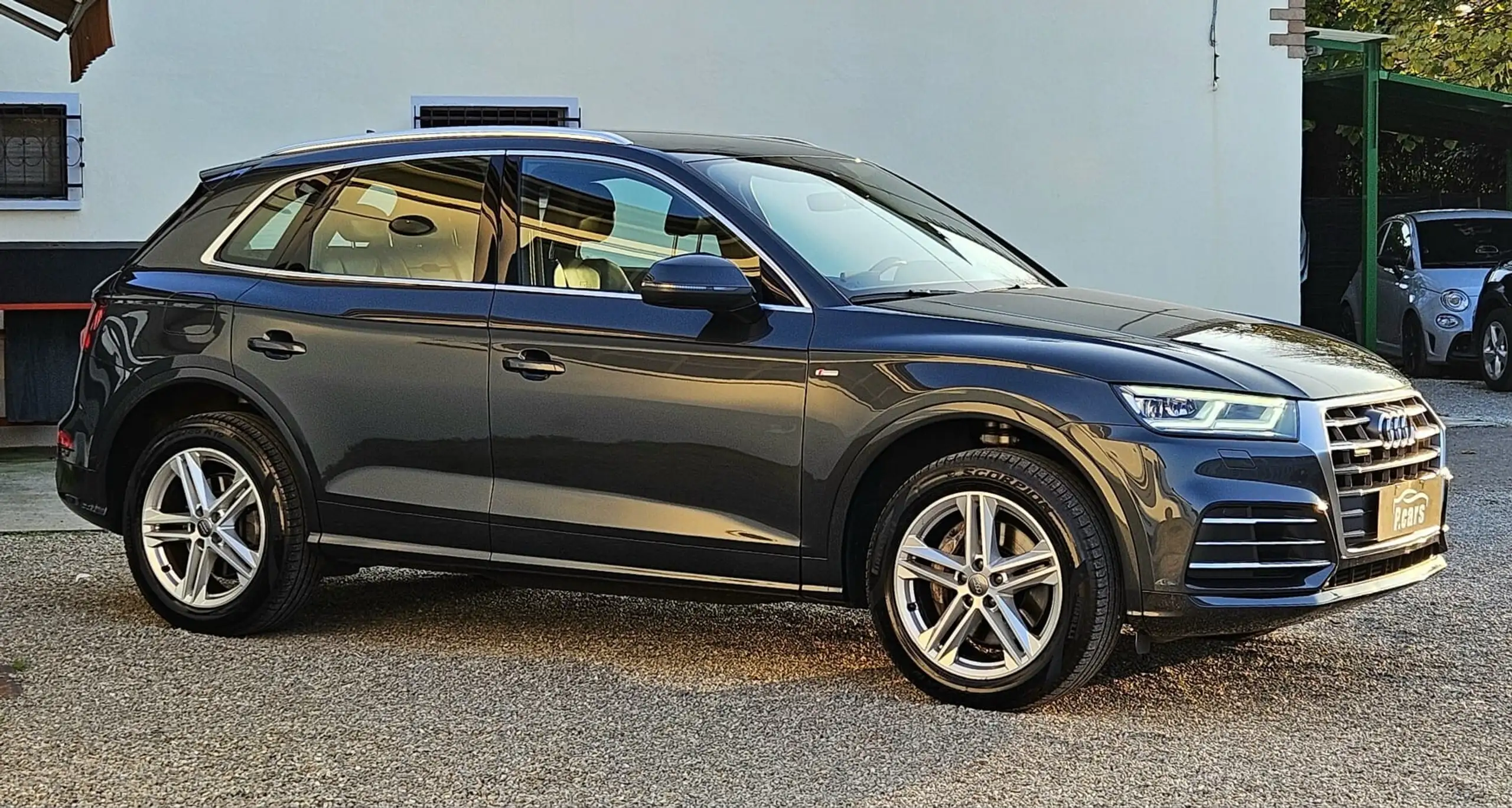 Audi - Q5