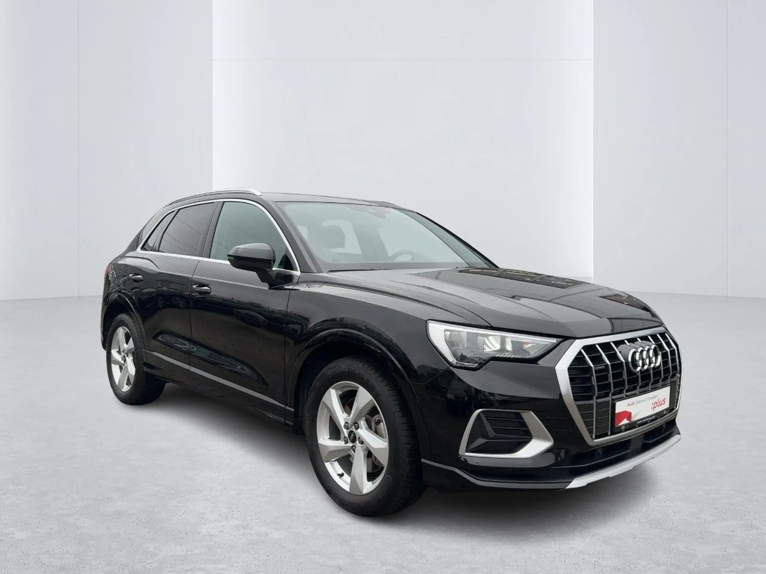 Audi - Q3