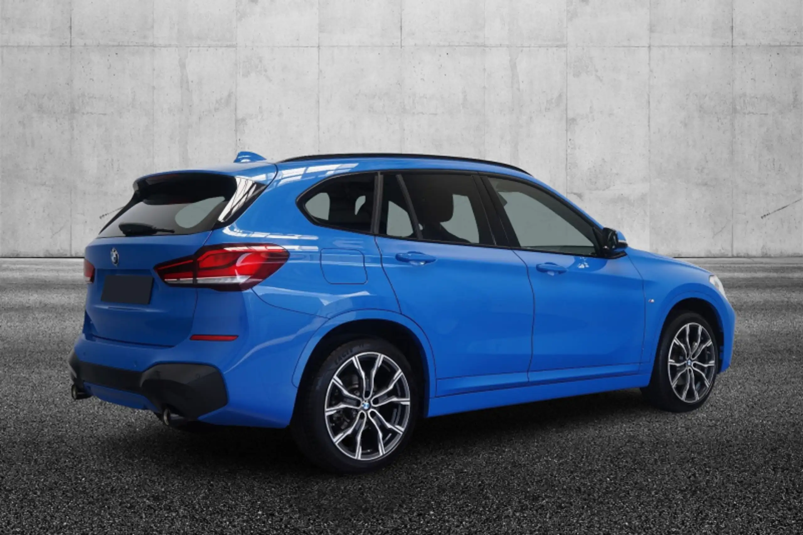 BMW - X1