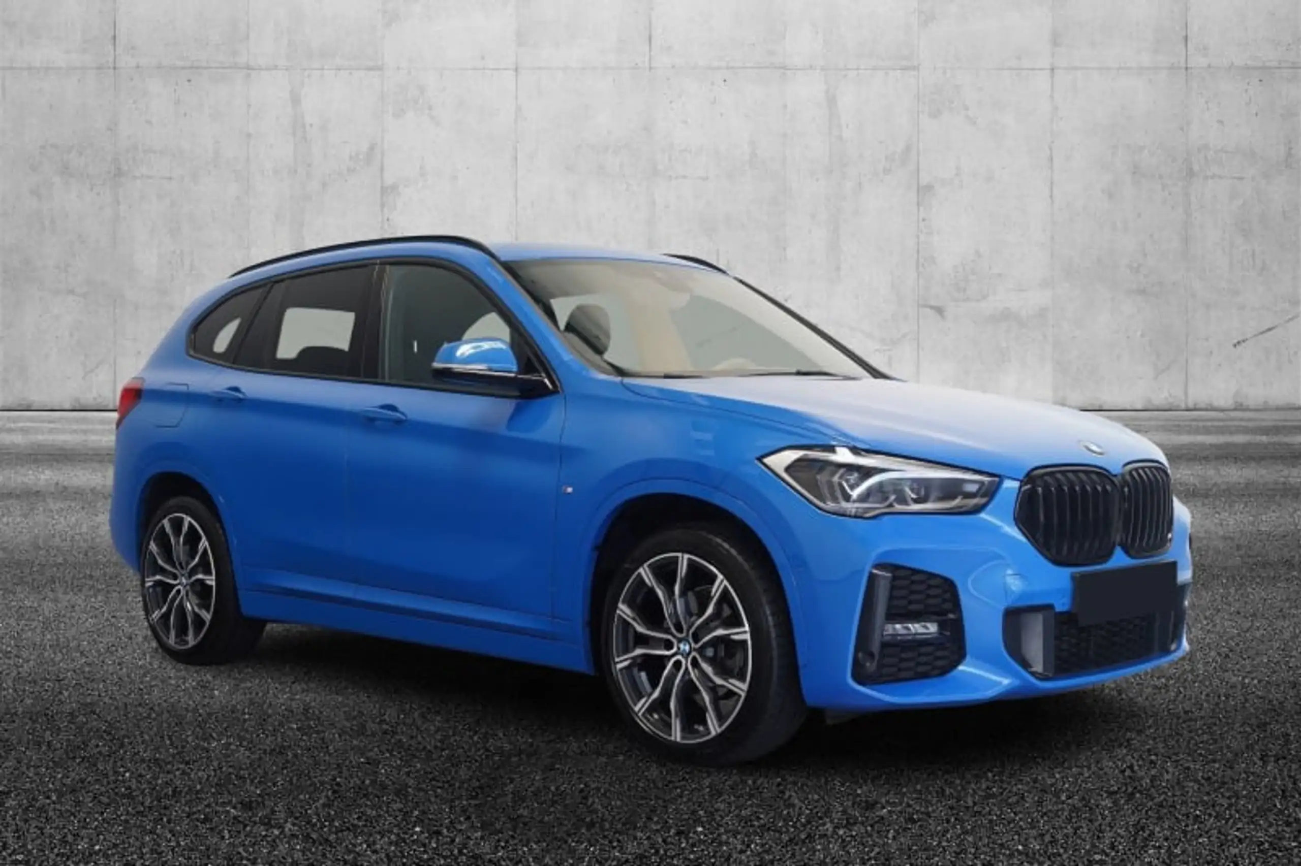 BMW - X1