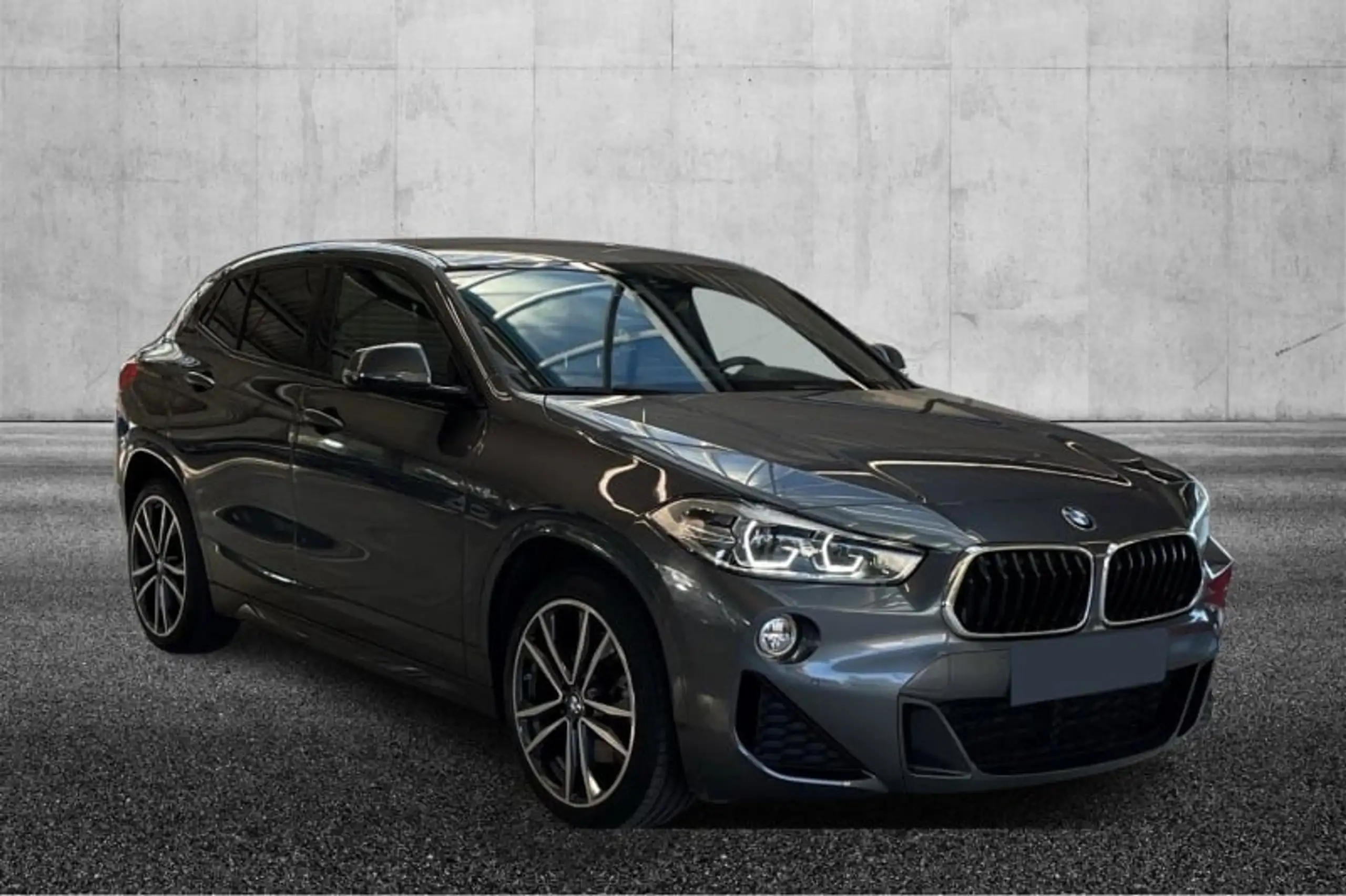 BMW - X2