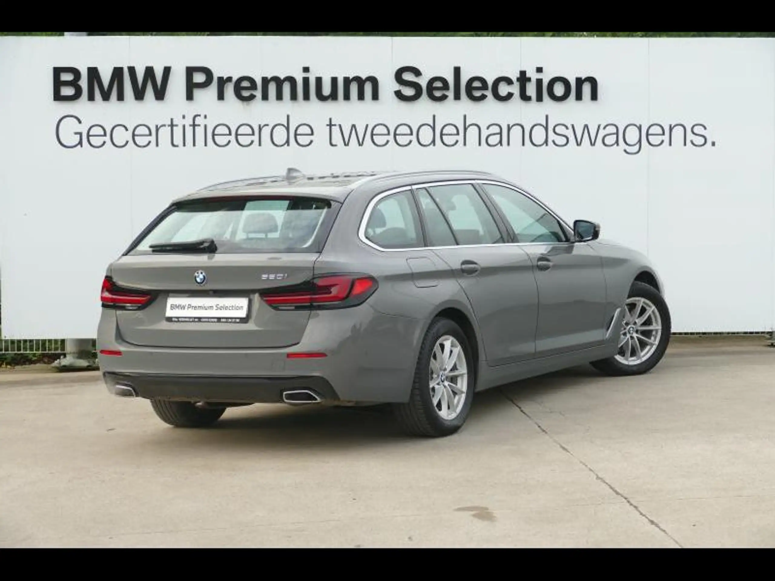 BMW - 520