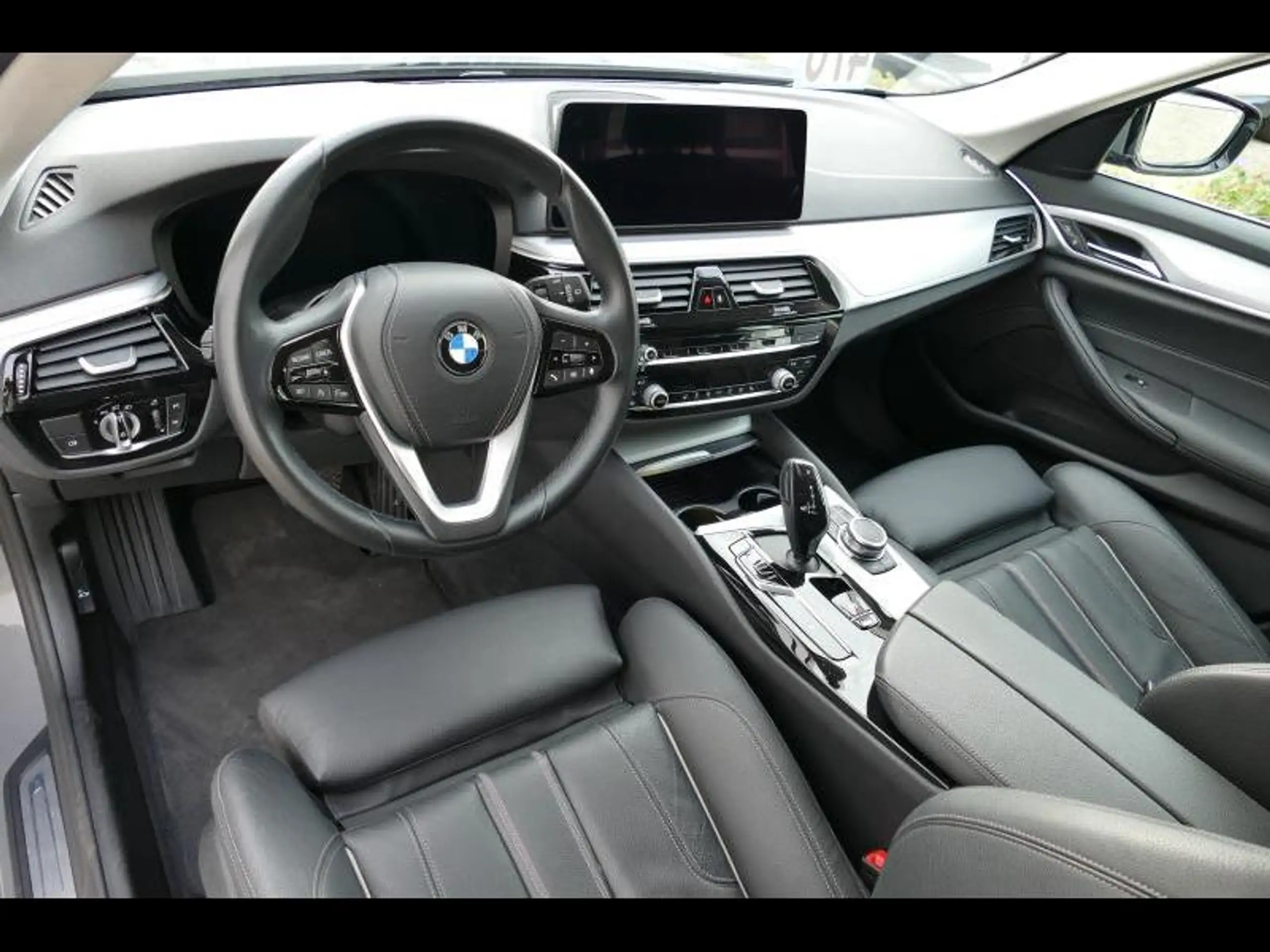 BMW - 520