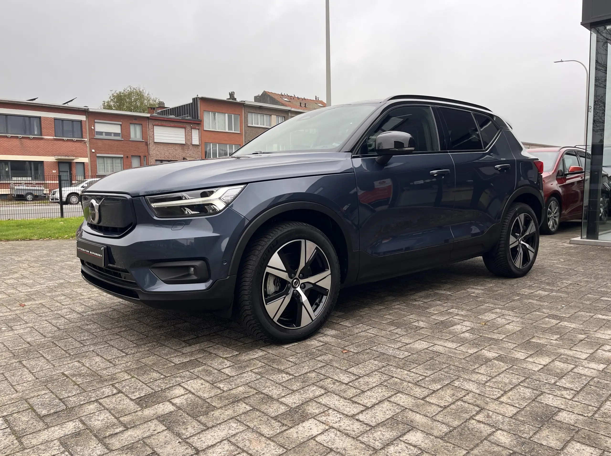 Volvo - XC40