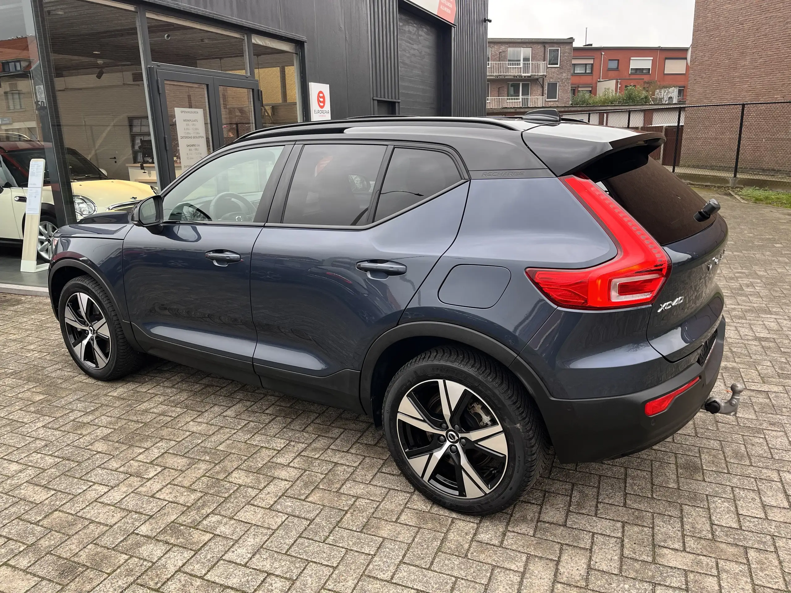 Volvo - XC40