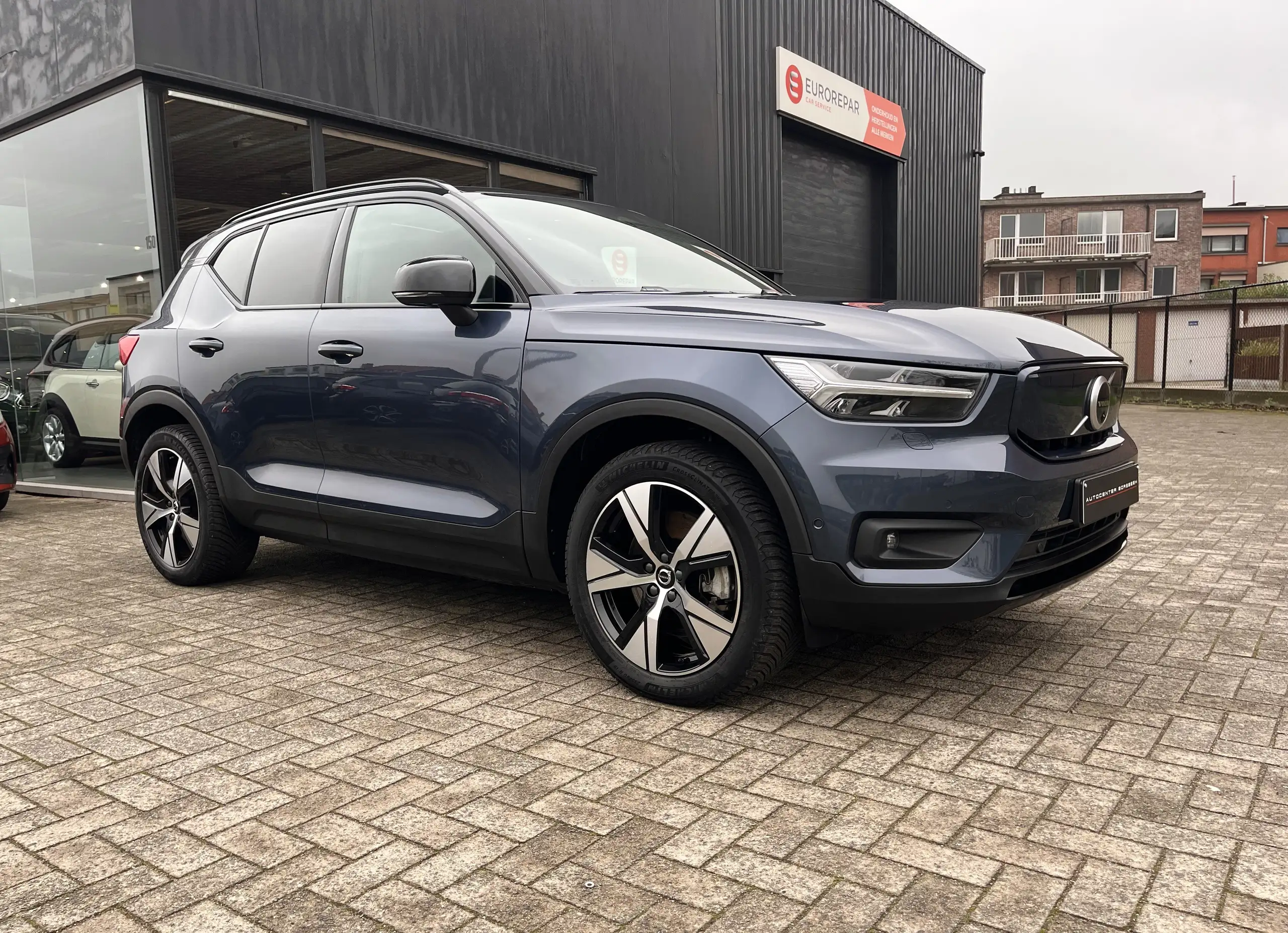 Volvo - XC40