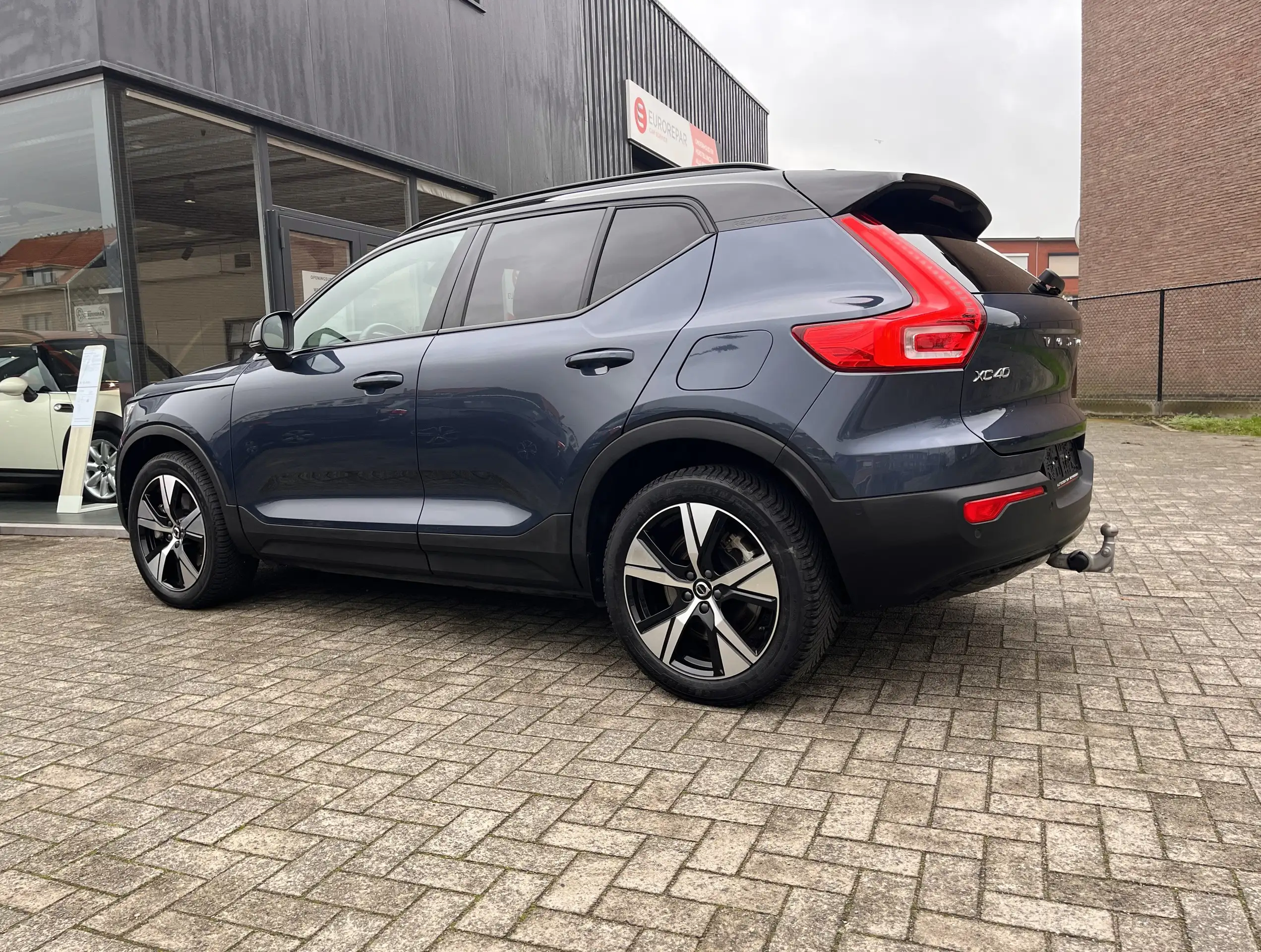 Volvo - XC40