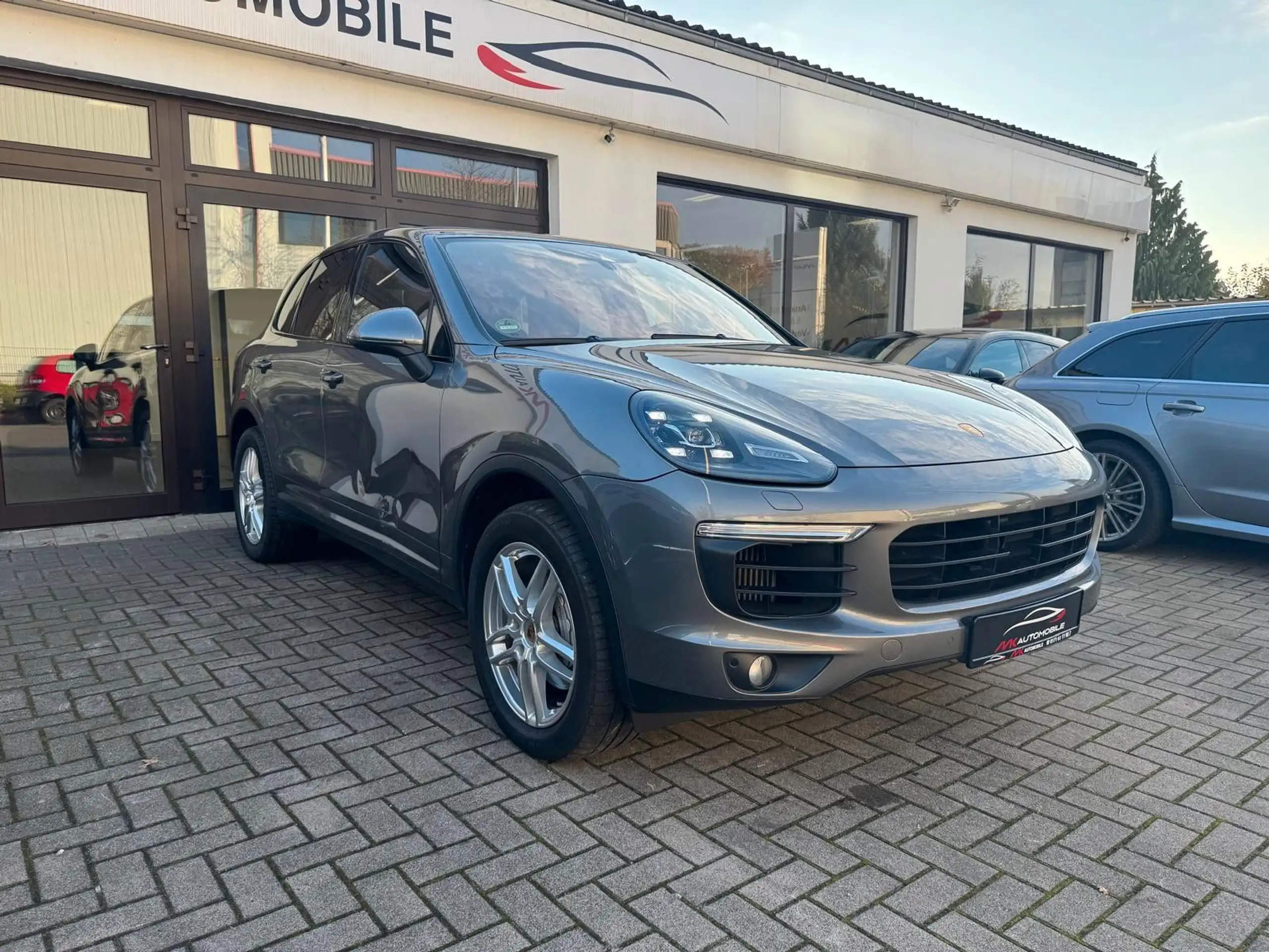 Porsche - Cayenne