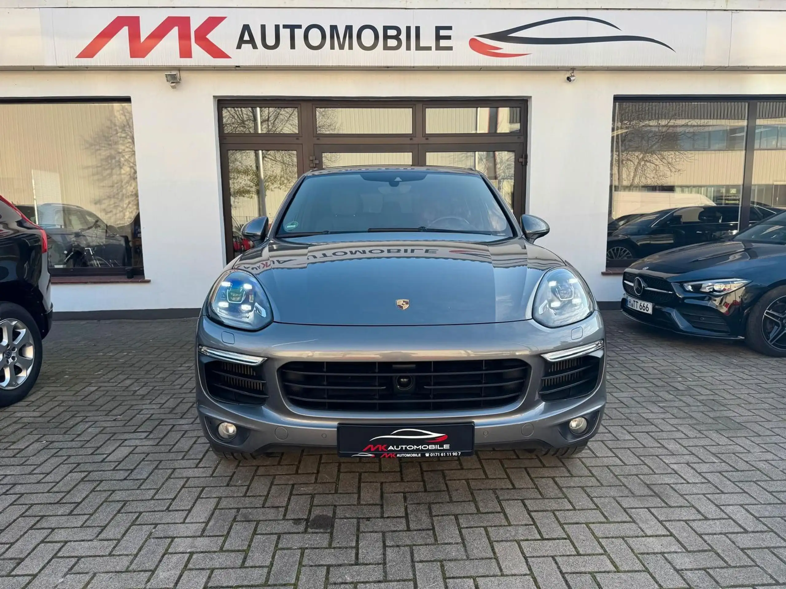 Porsche - Cayenne