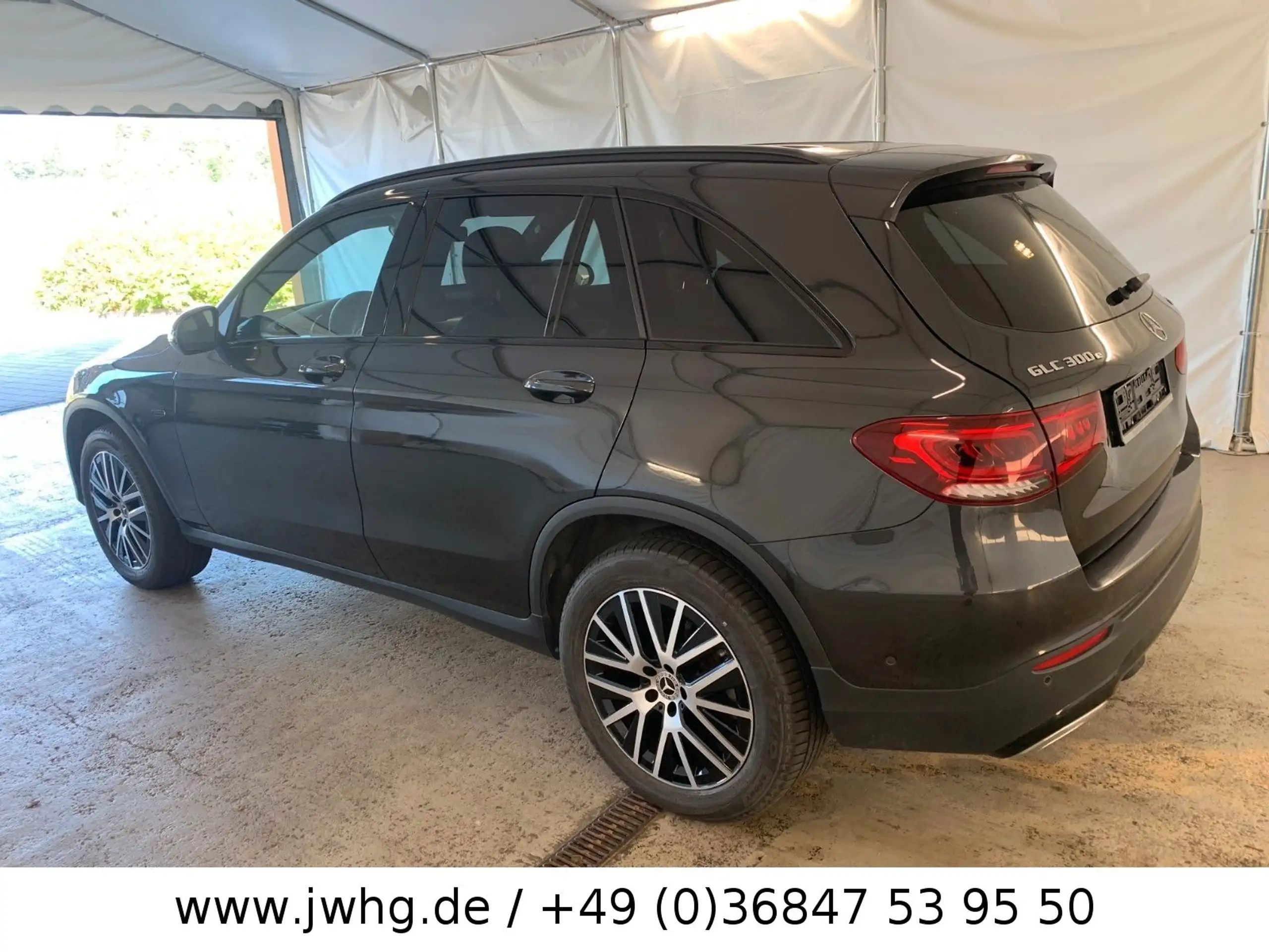 Mercedes-Benz - GLC 300