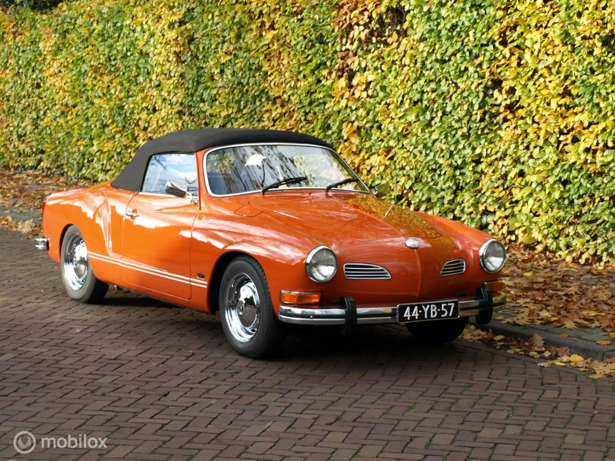 Volkswagen - Karmann Ghia