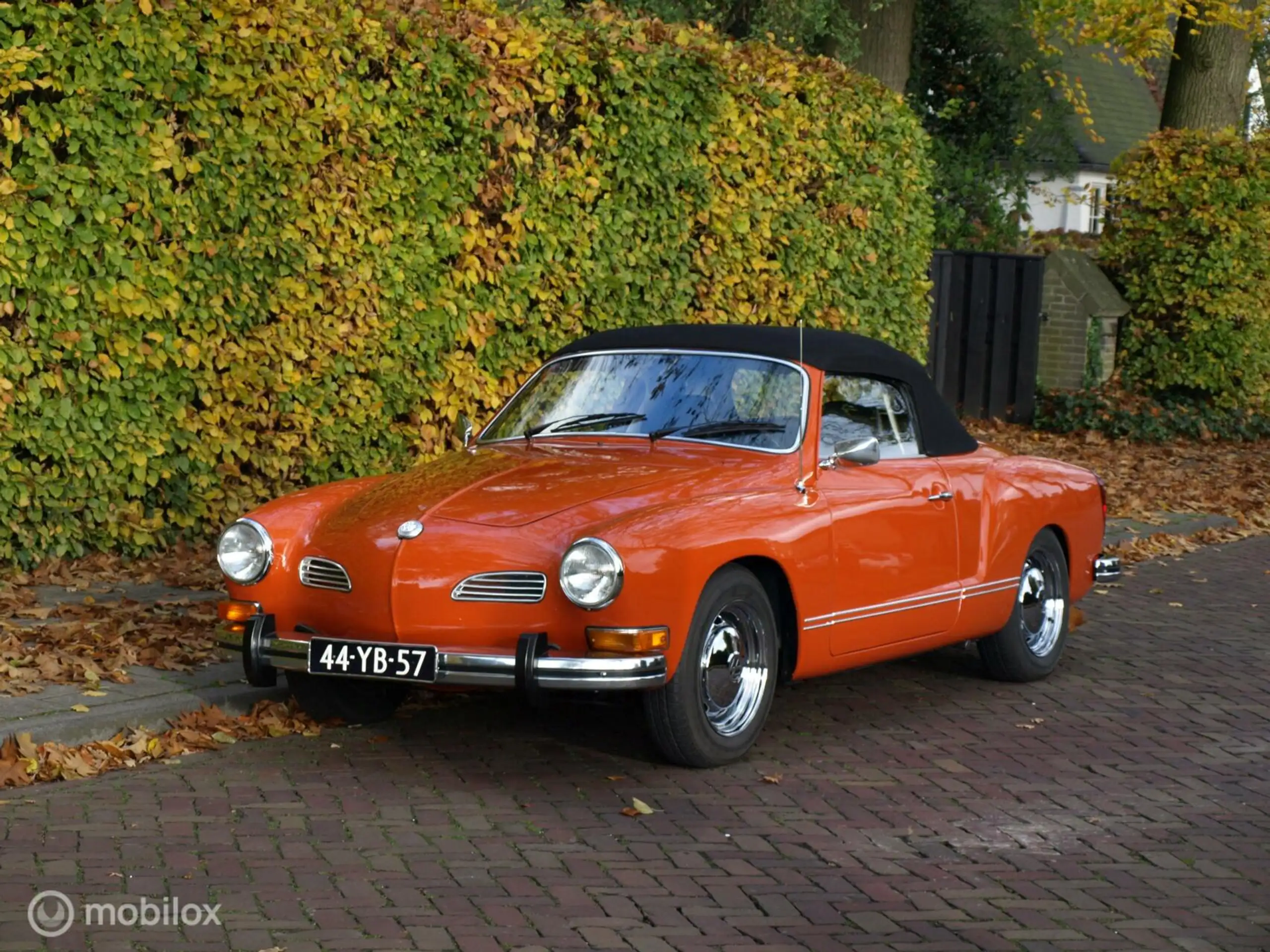 Volkswagen - Karmann Ghia