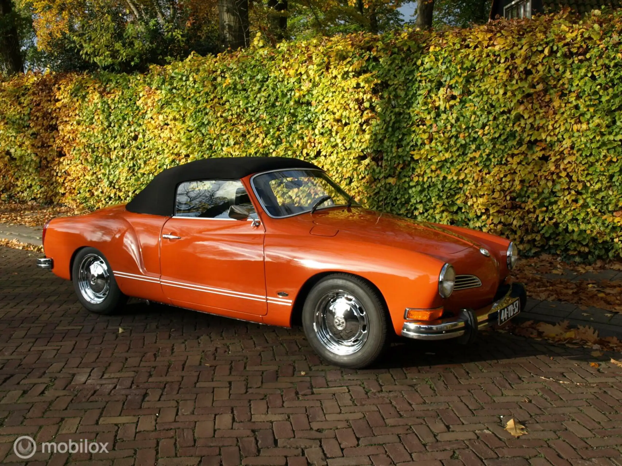 Volkswagen - Karmann Ghia