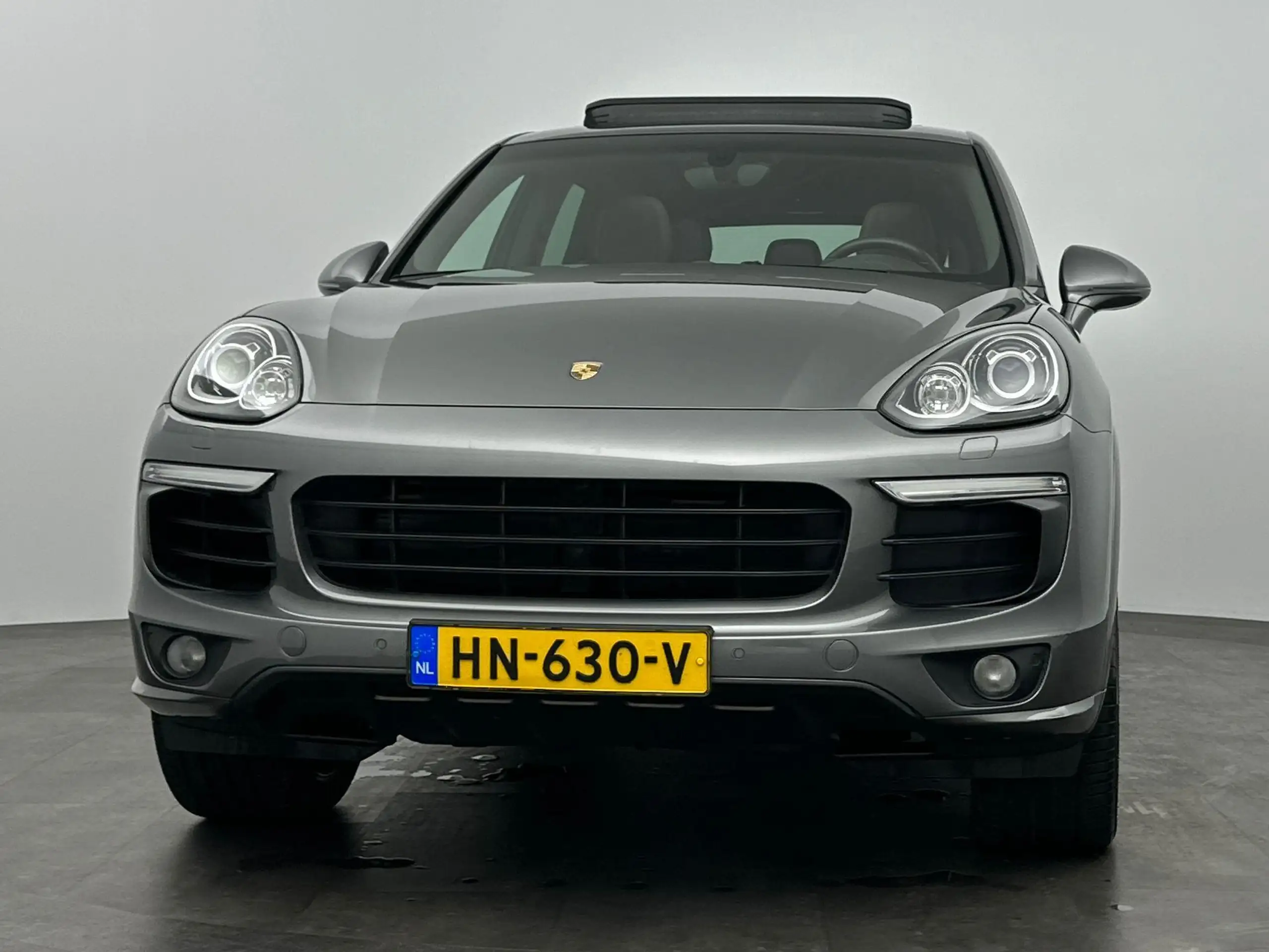 Porsche - Cayenne