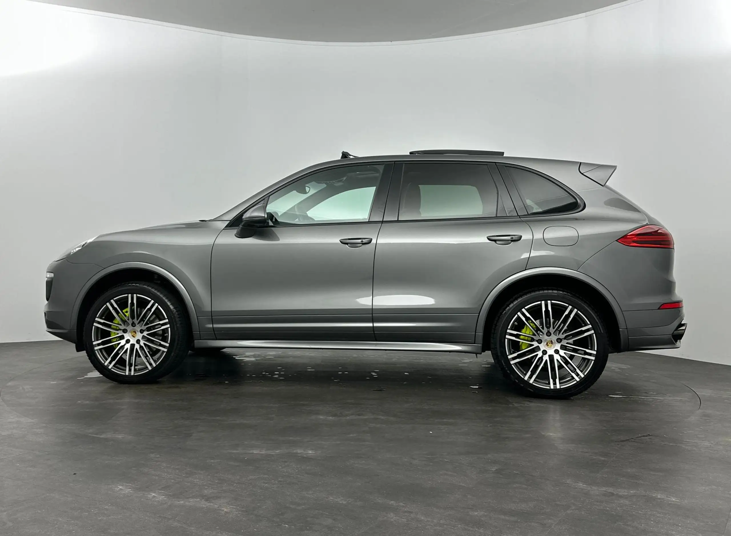 Porsche - Cayenne