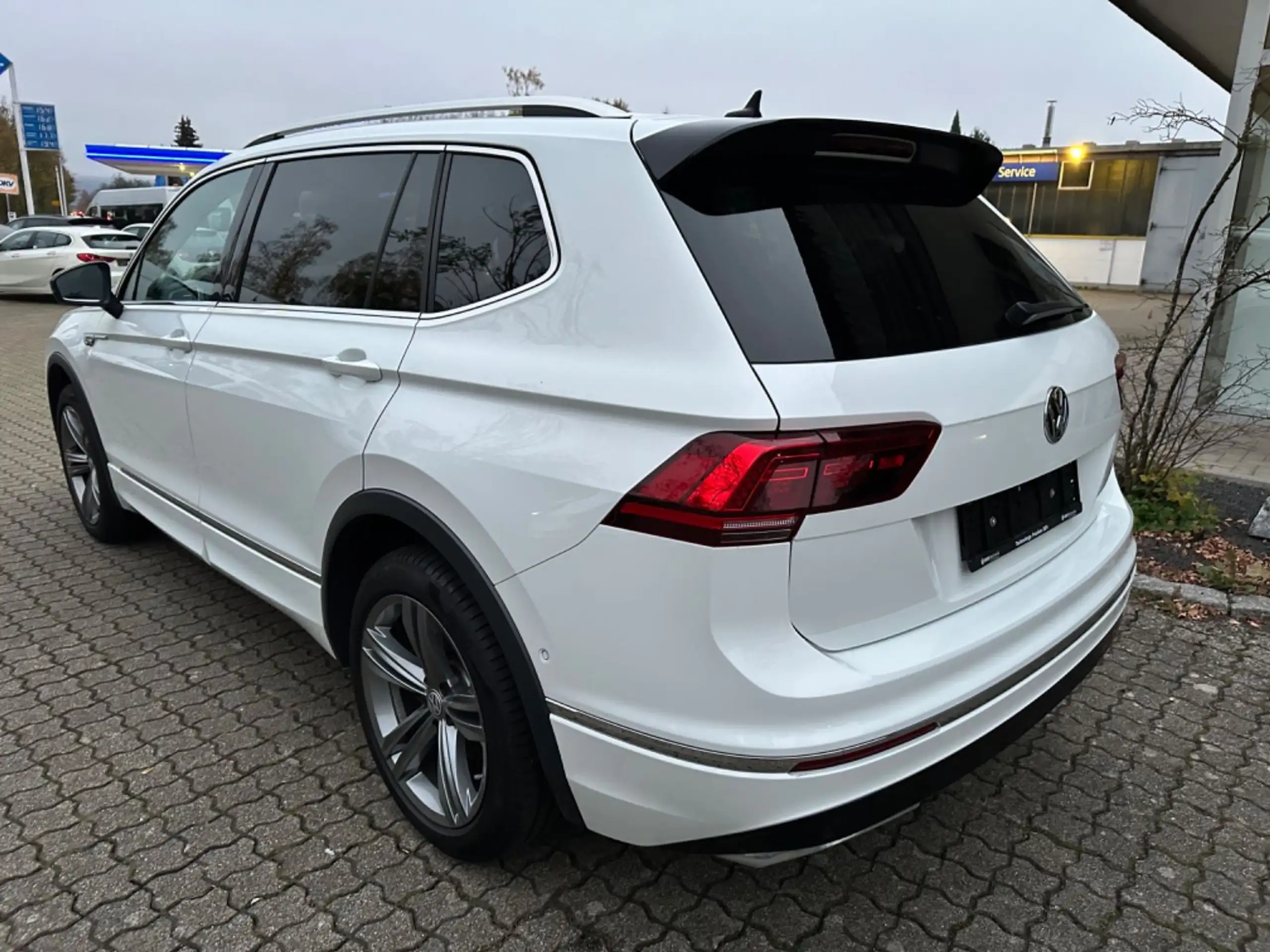 Volkswagen - Tiguan Allspace