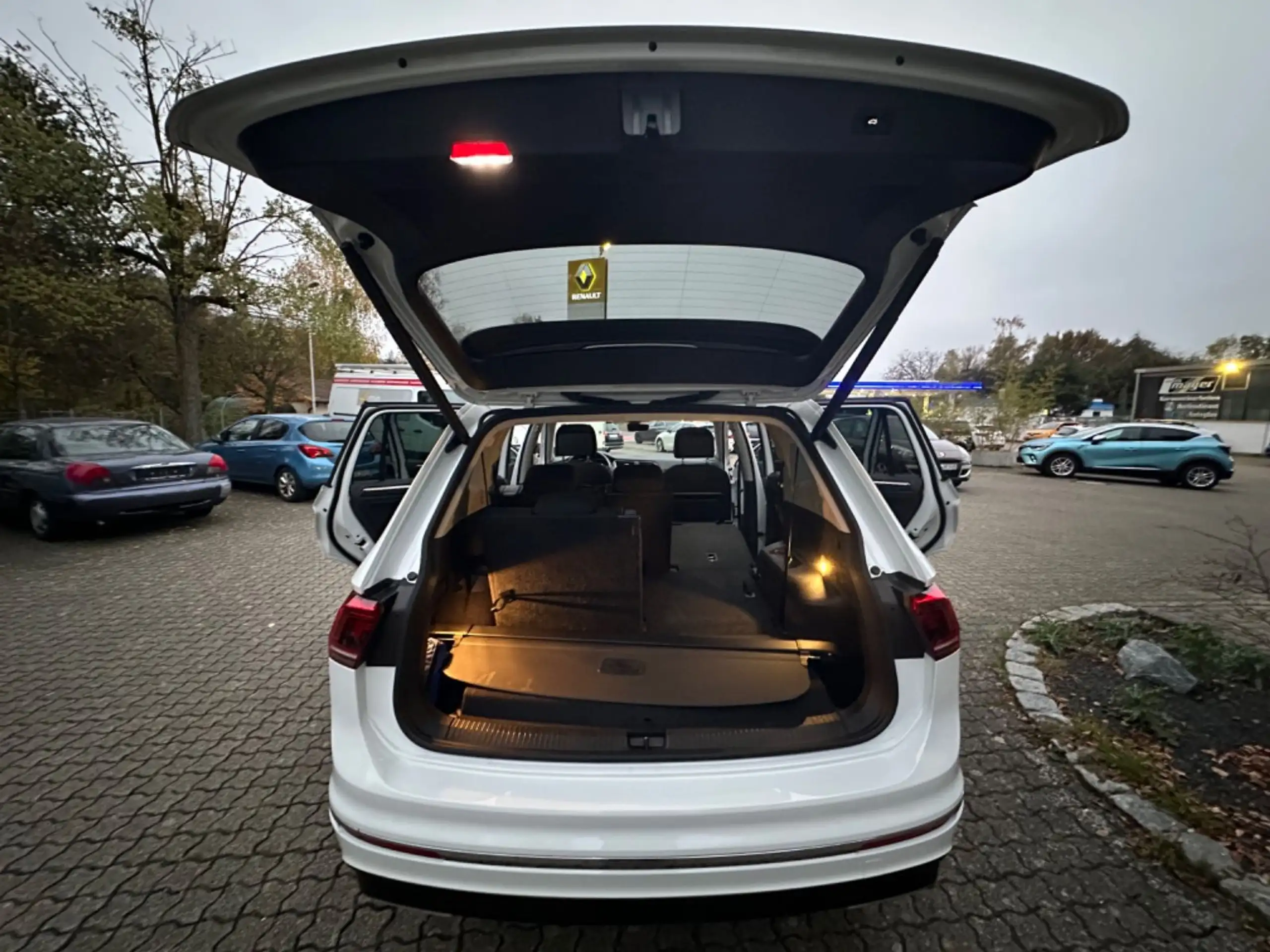 Volkswagen - Tiguan Allspace