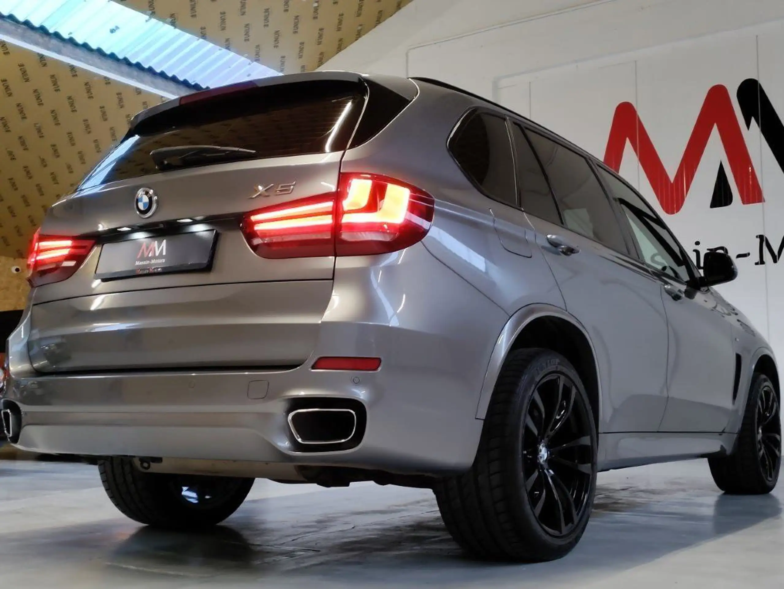 BMW - X5