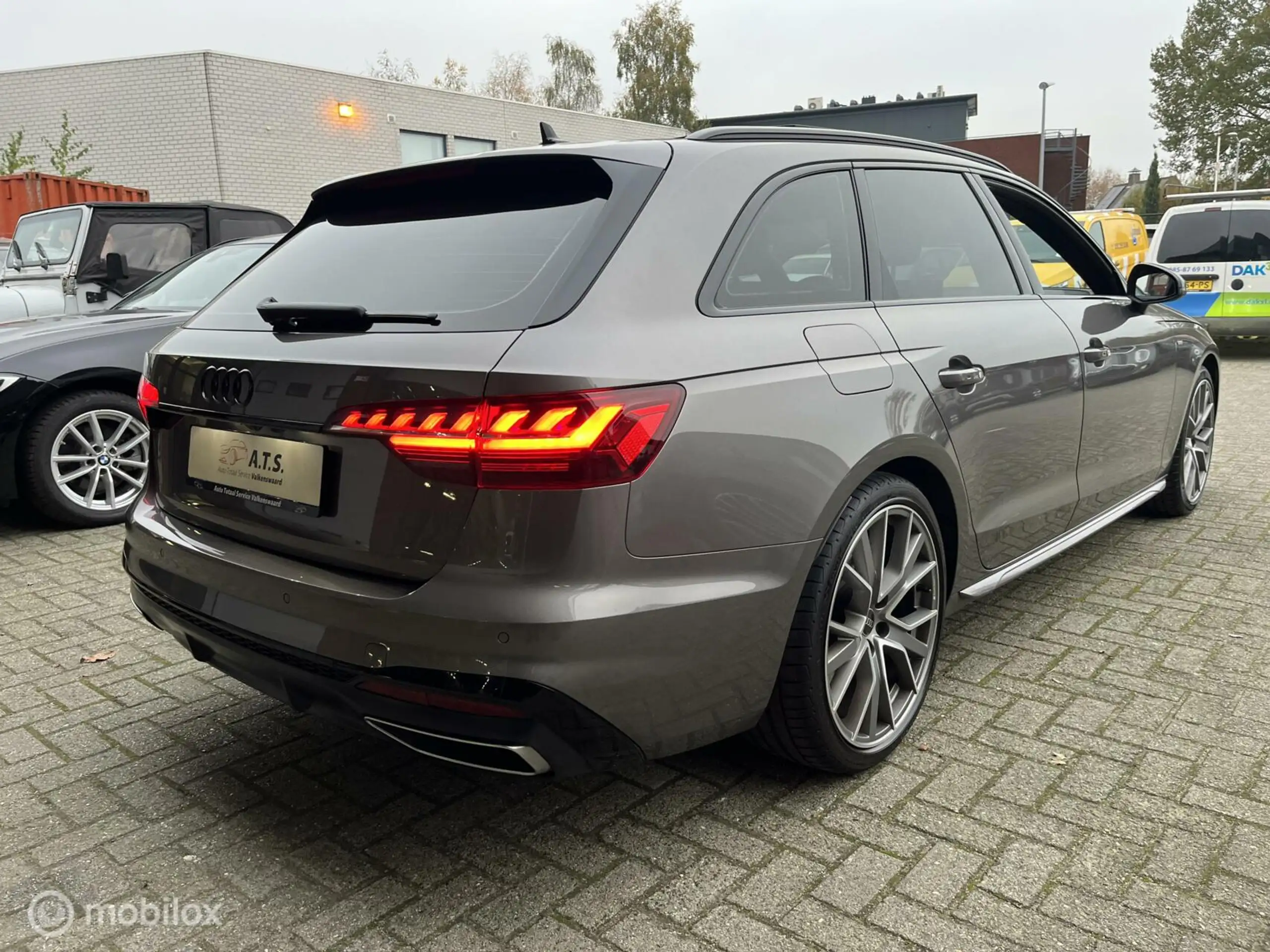 Audi - A4