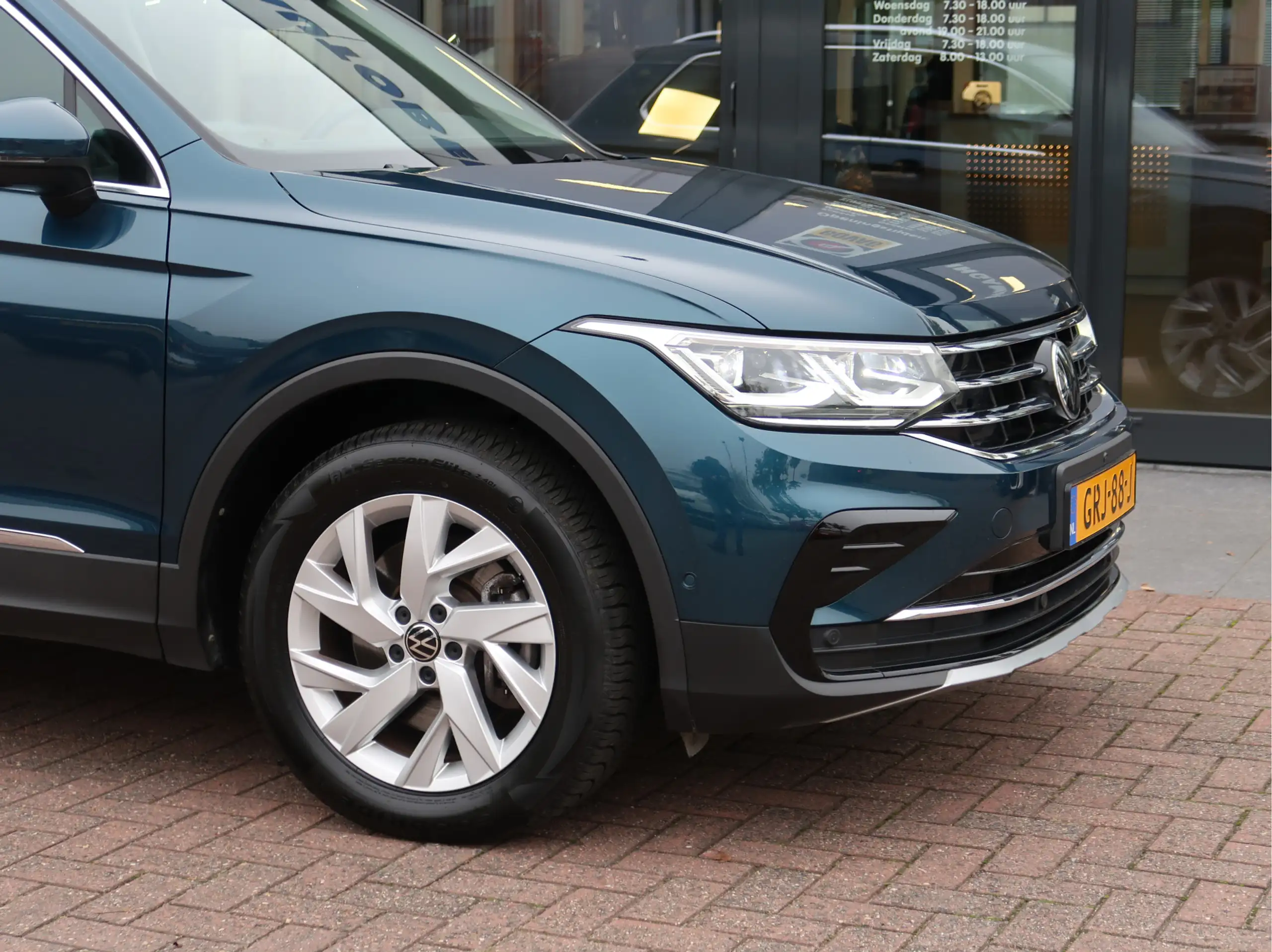 Volkswagen - Tiguan