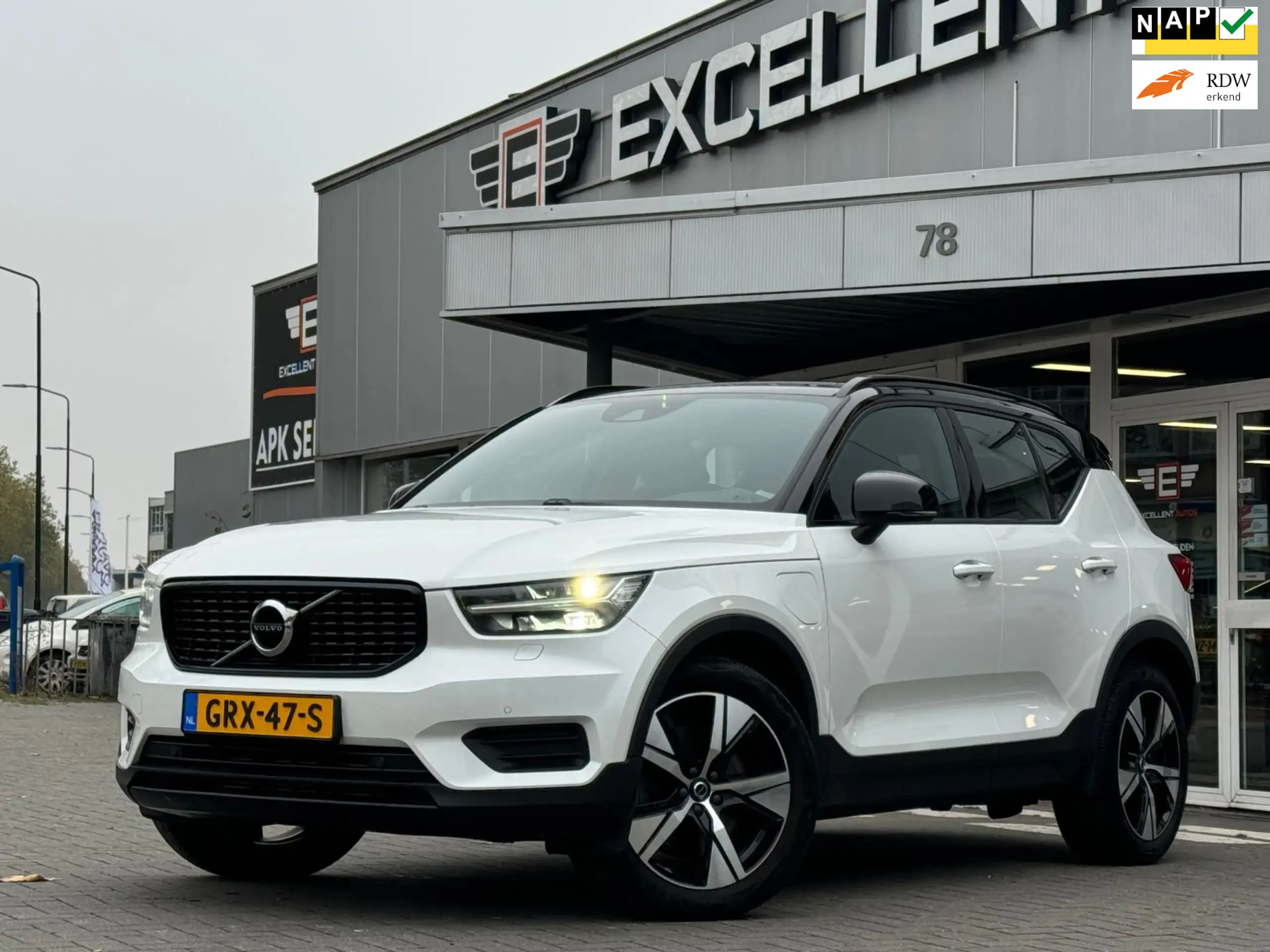 Volvo - XC40