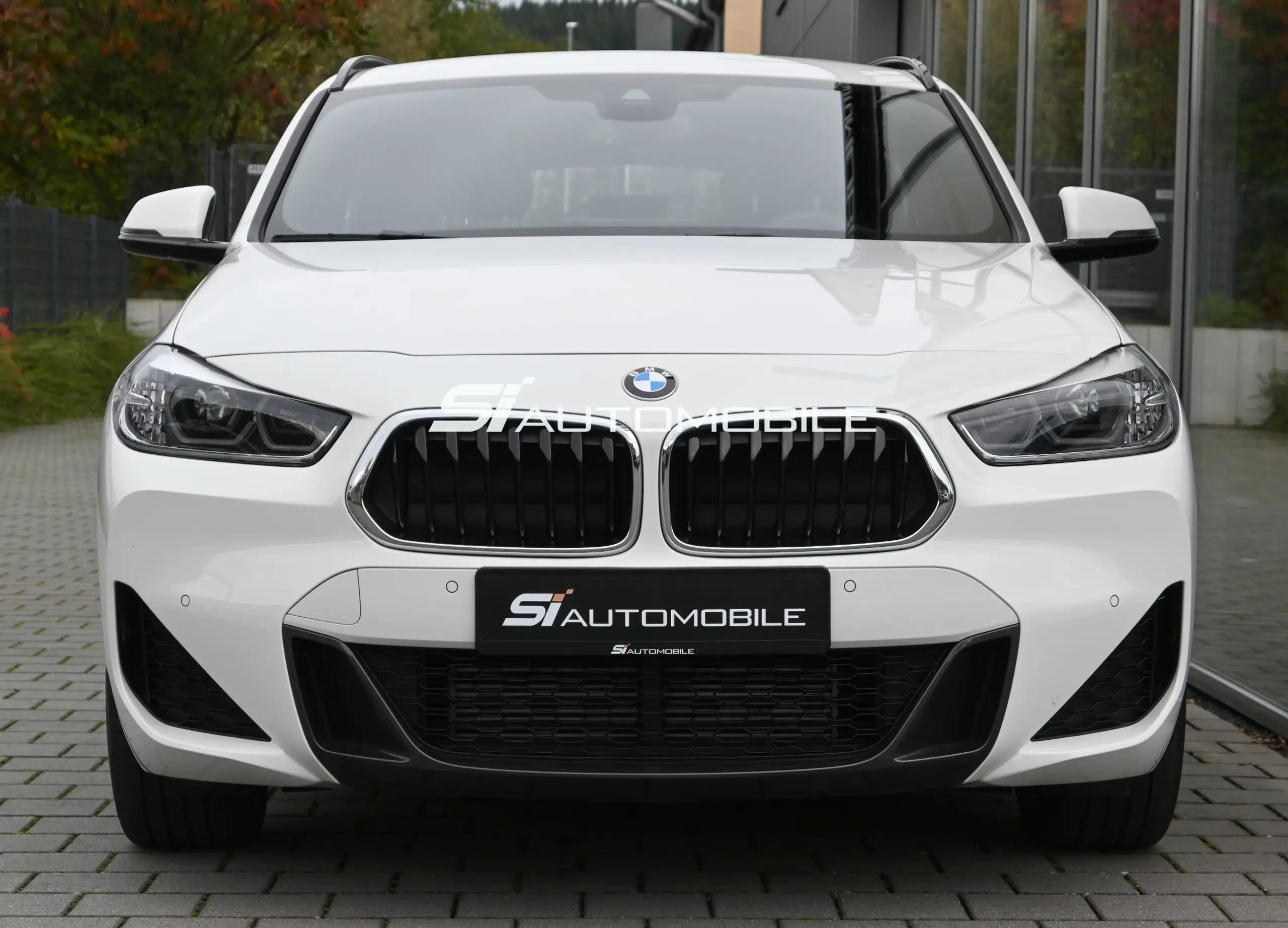 BMW - X2