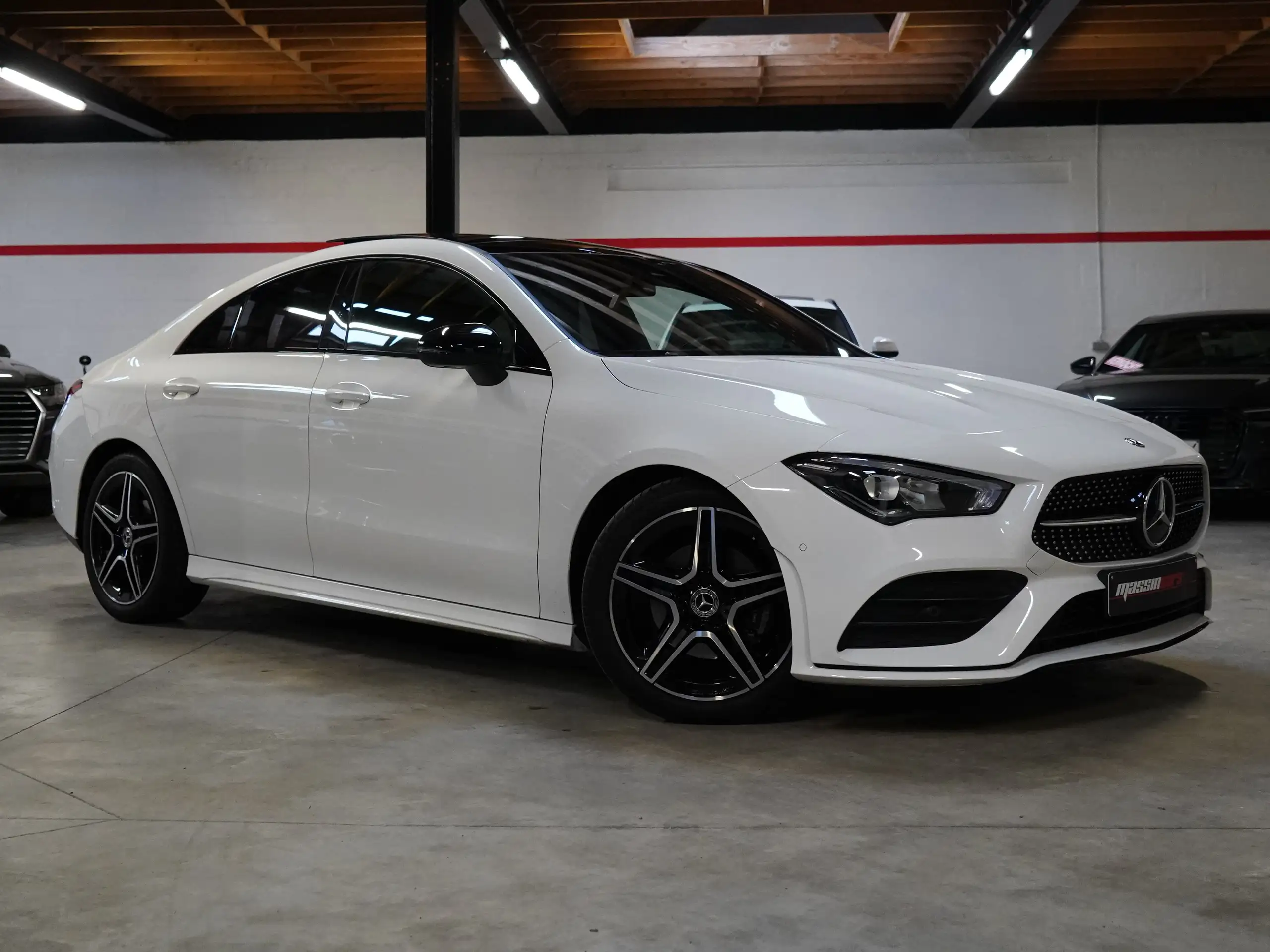 Mercedes-Benz - CLA 180