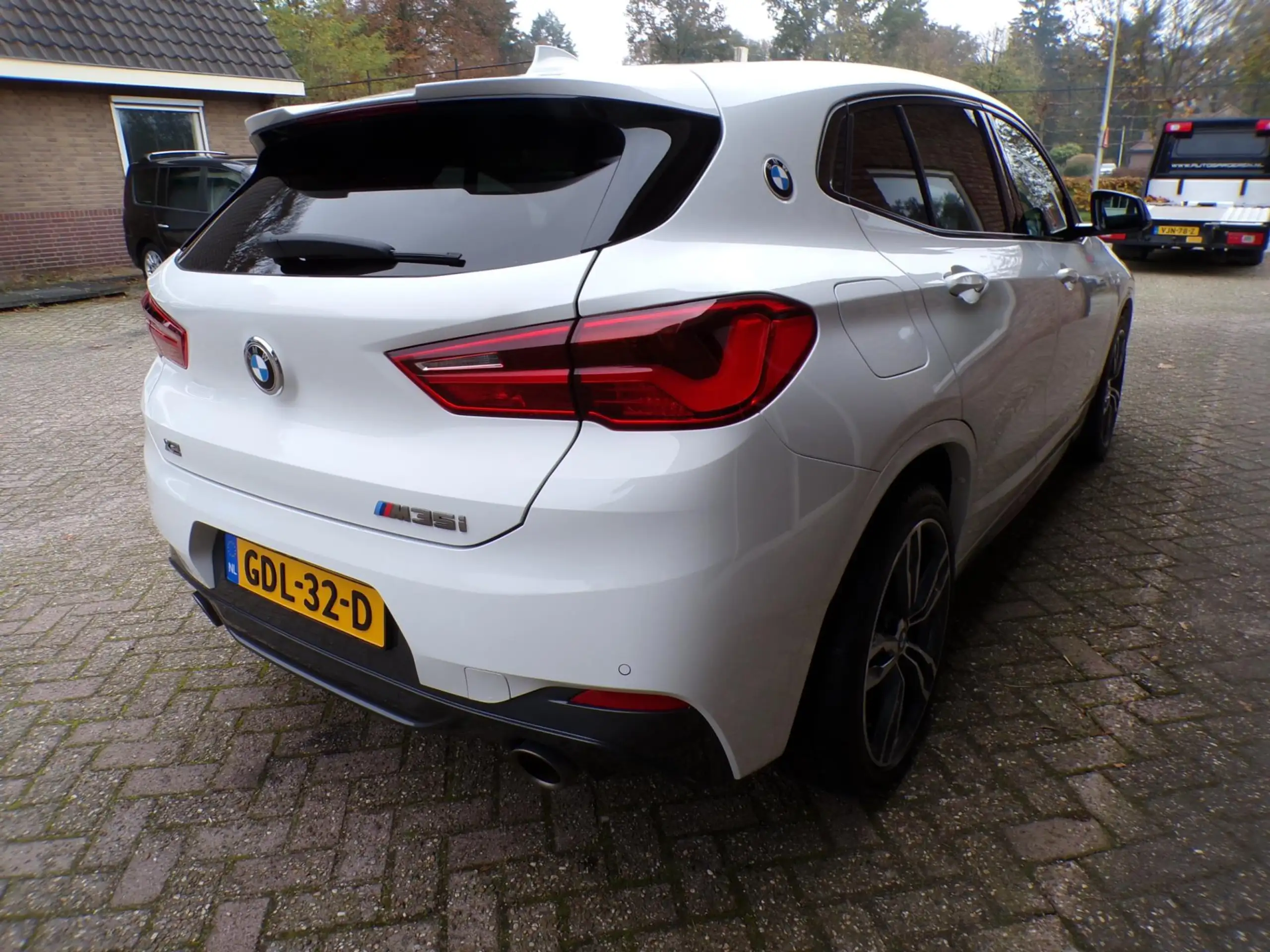 BMW - X2