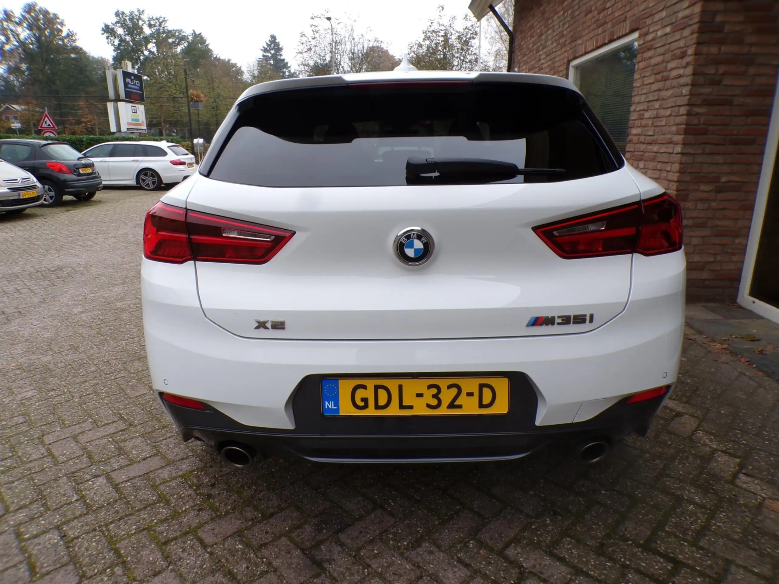 BMW - X2