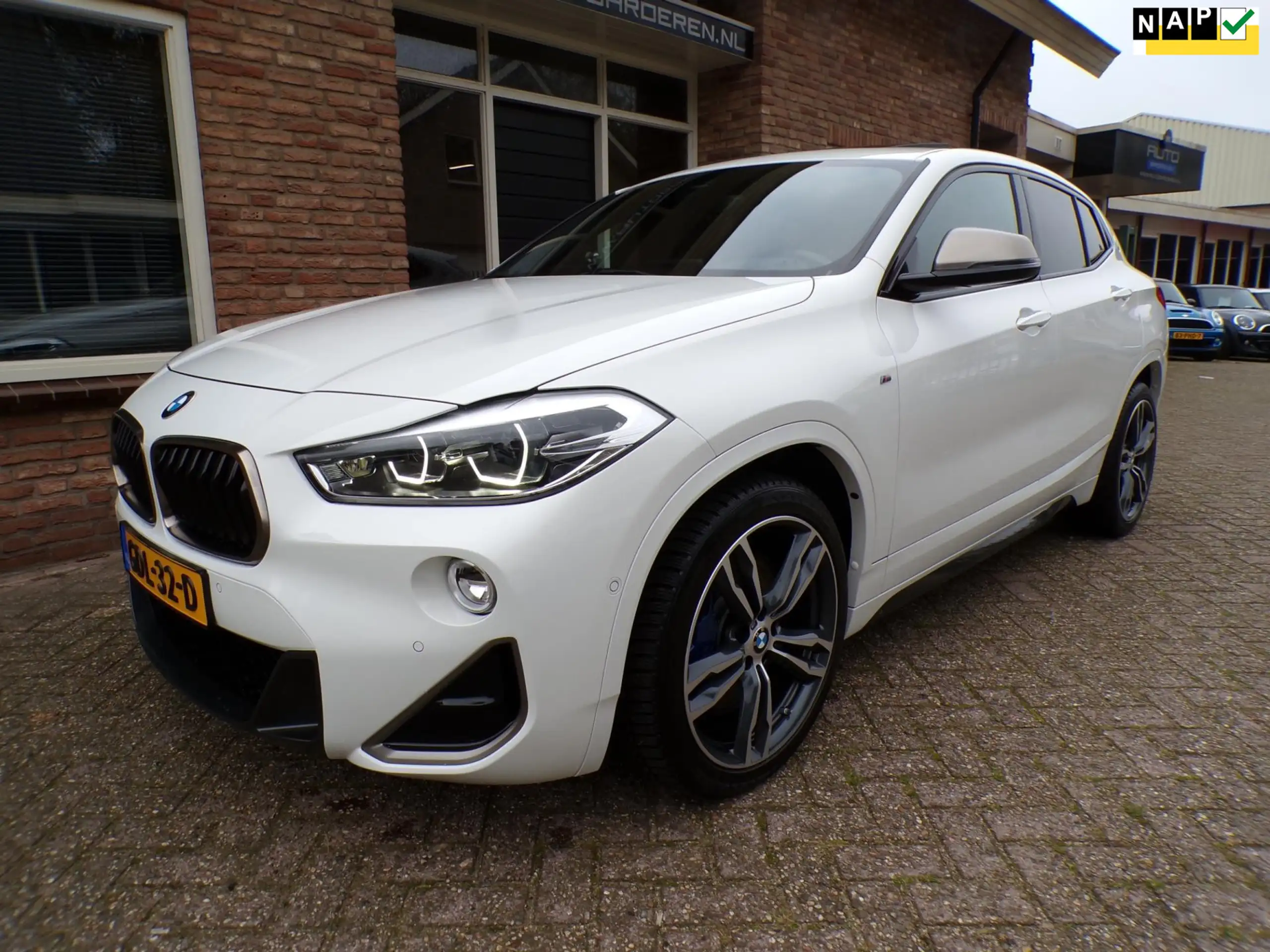 BMW - X2