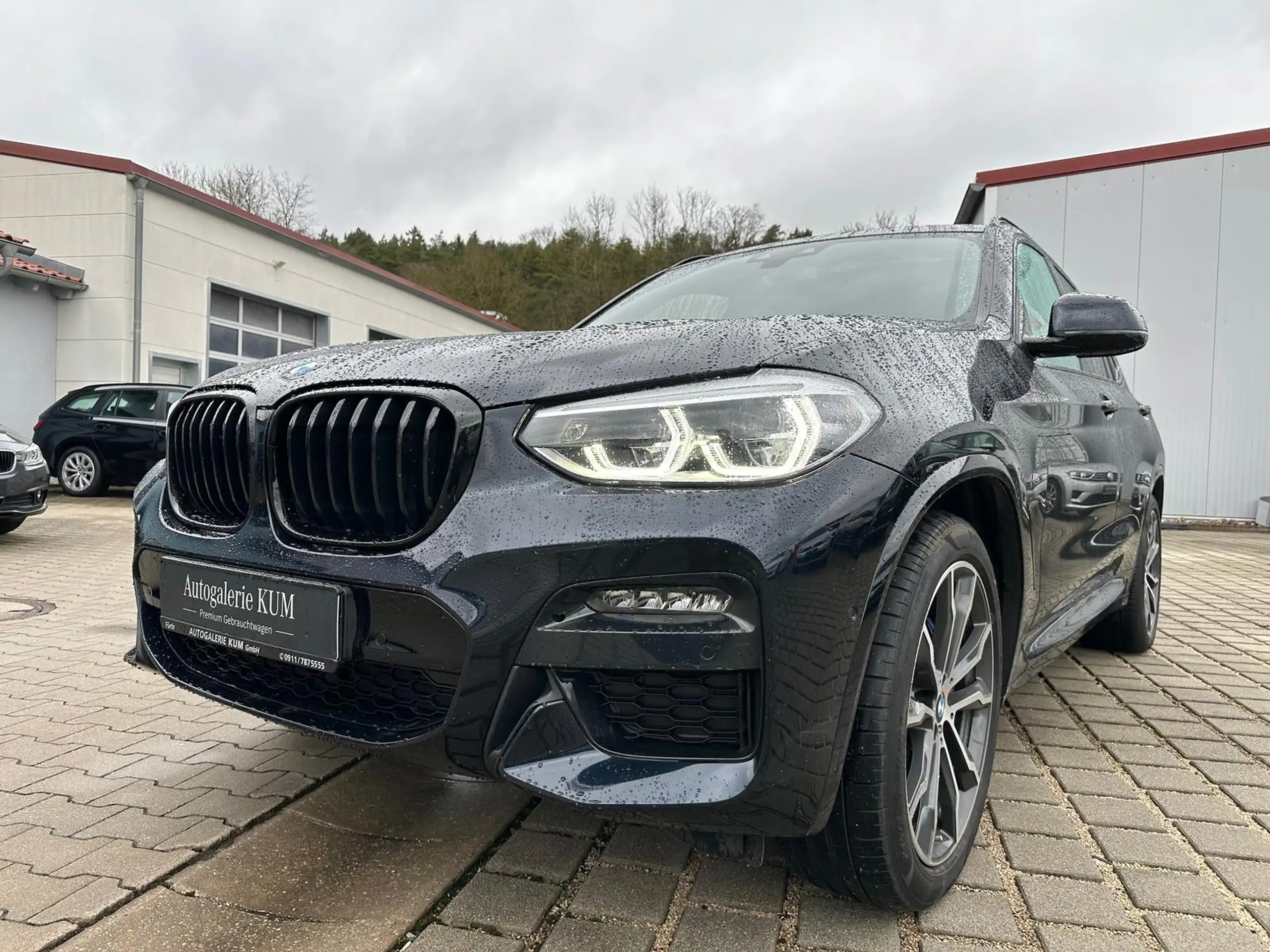 BMW - X3