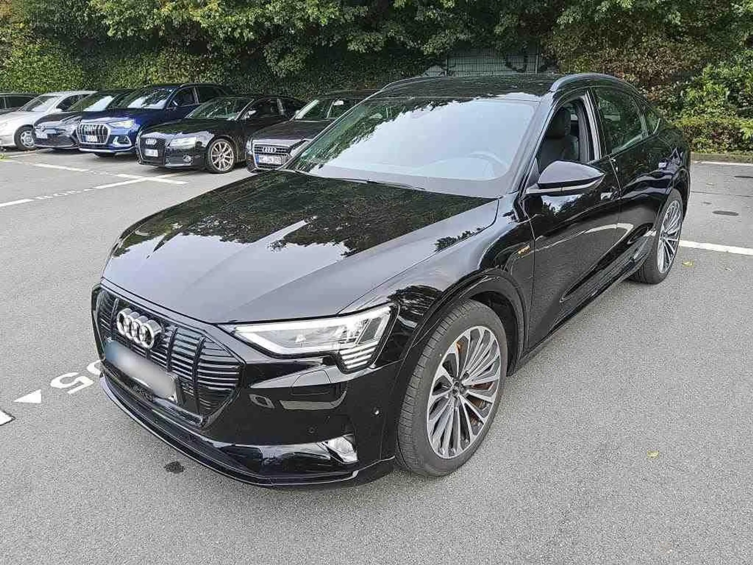 Audi - e-tron