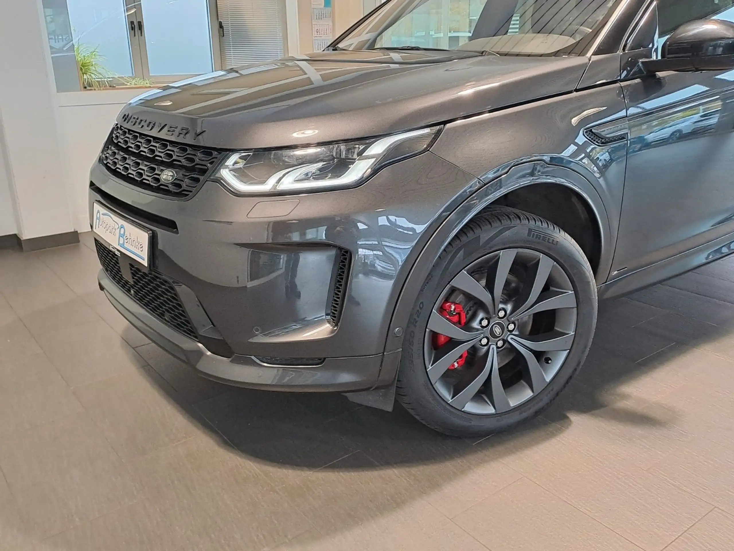 Land Rover - Discovery Sport