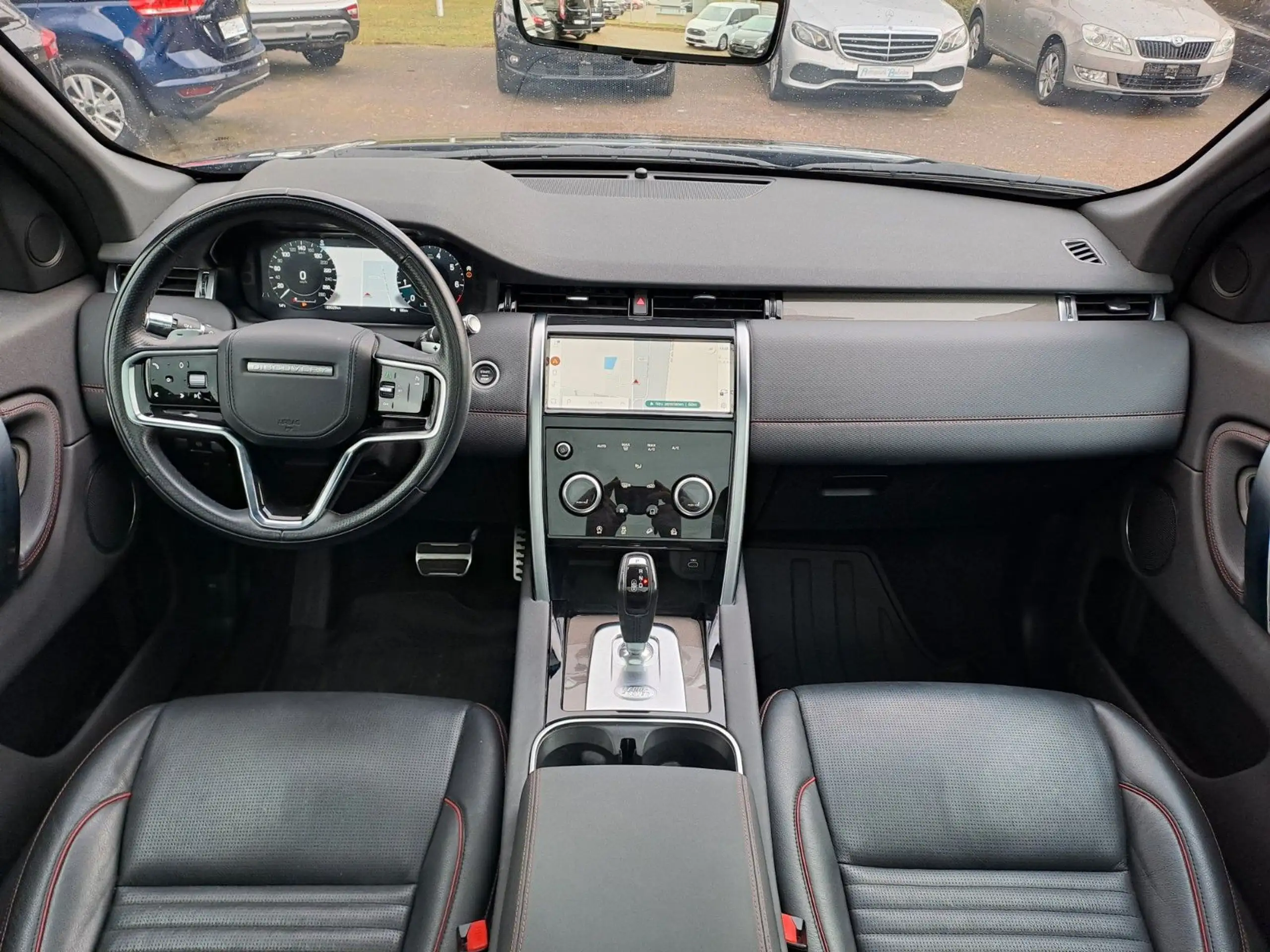 Land Rover - Discovery Sport