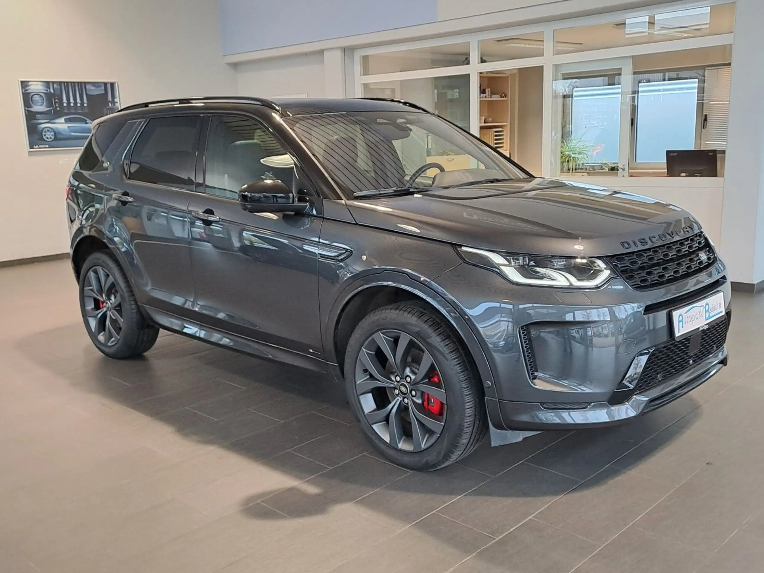 Land Rover - Discovery Sport