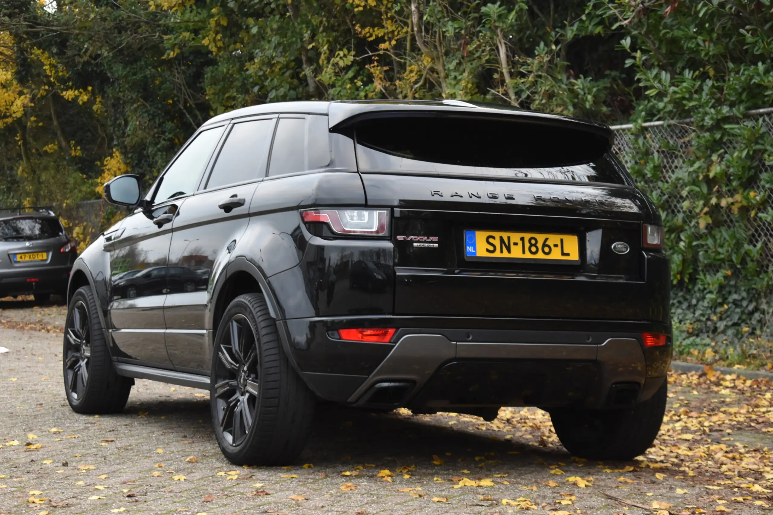 Land Rover - Range Rover Evoque